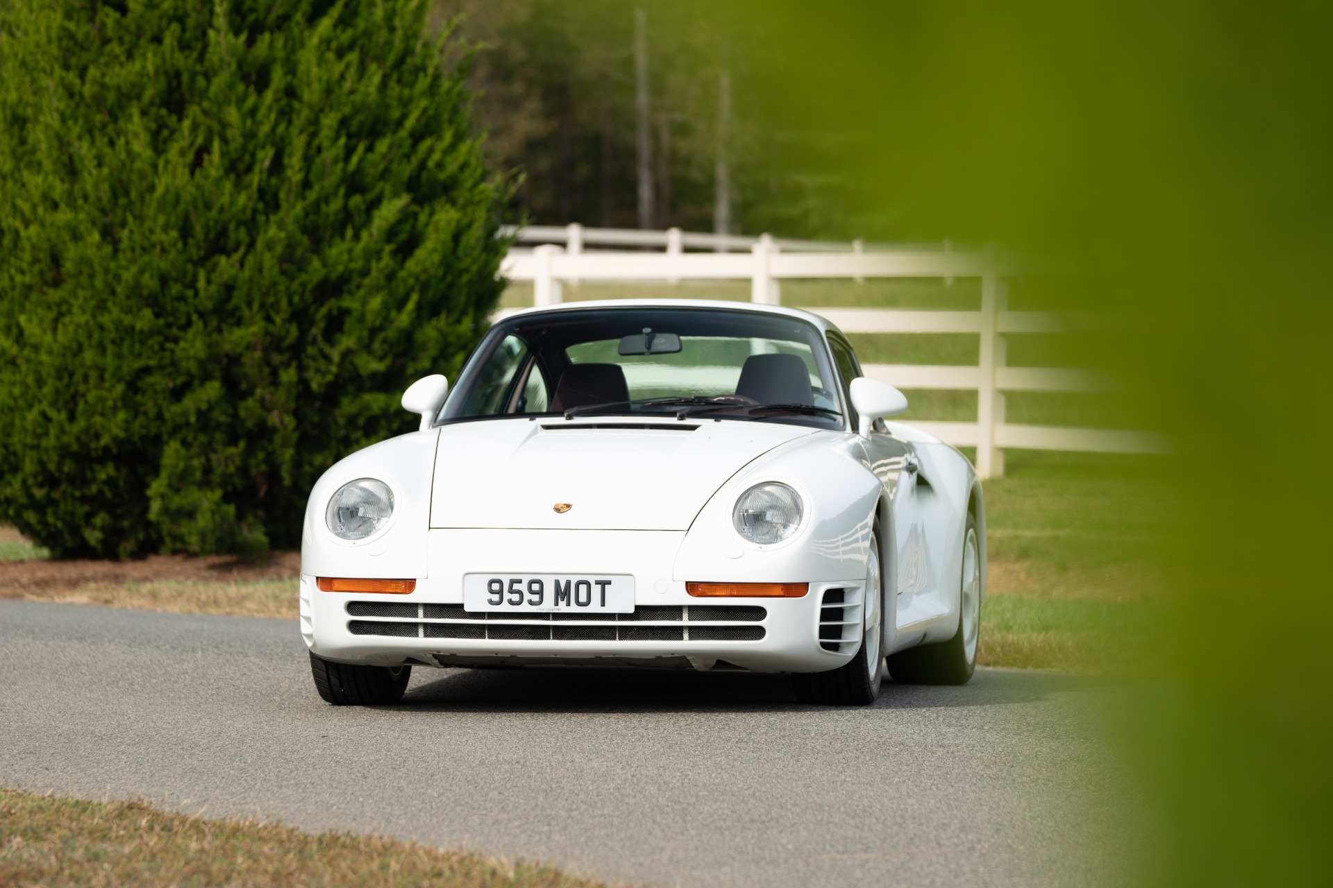 Used 1988 Porsche 959 KOMFORT COUPE / AWD / 6-SPEED MANUAL / ORIGINAL SUPERCAR for sale Sold at Formula Imports in Charlotte NC 28227 24