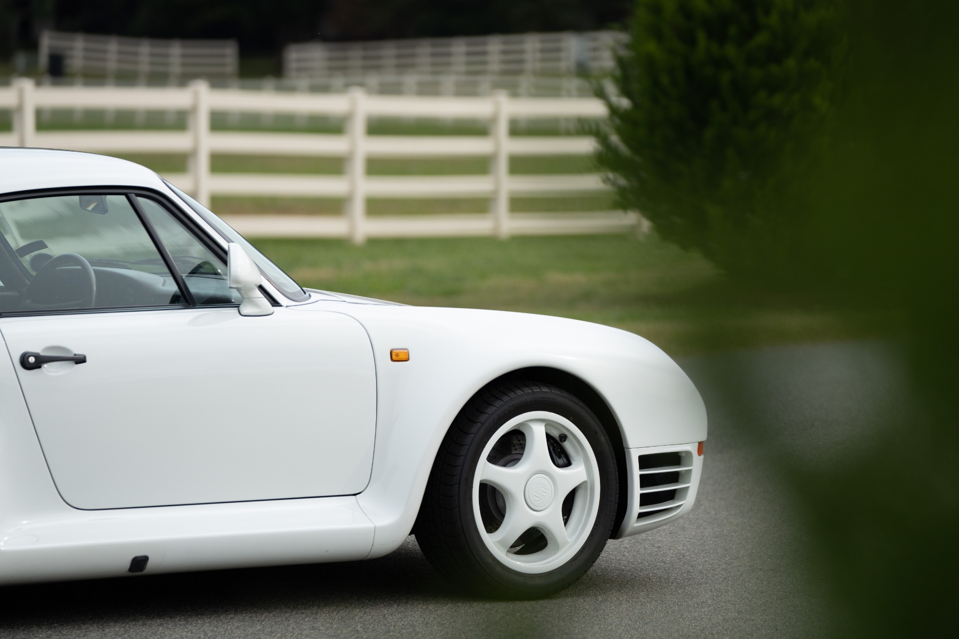 Used 1988 Porsche 959 KOMFORT COUPE / AWD / 6-SPEED MANUAL / ORIGINAL SUPERCAR for sale Sold at Formula Imports in Charlotte NC 28227 29