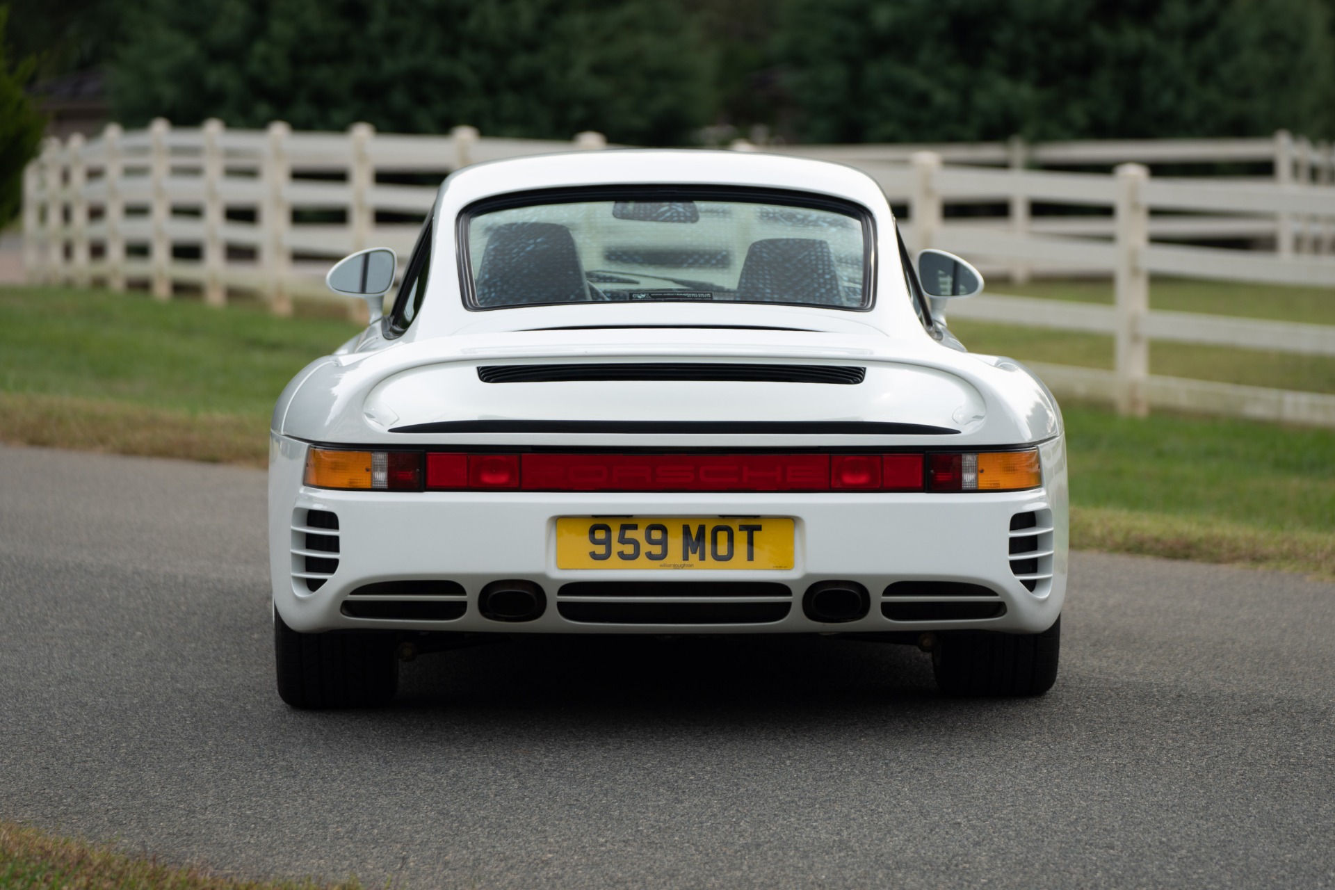 Used 1988 Porsche 959 KOMFORT COUPE / AWD / 6-SPEED MANUAL / ORIGINAL SUPERCAR for sale Sold at Formula Imports in Charlotte NC 28227 30