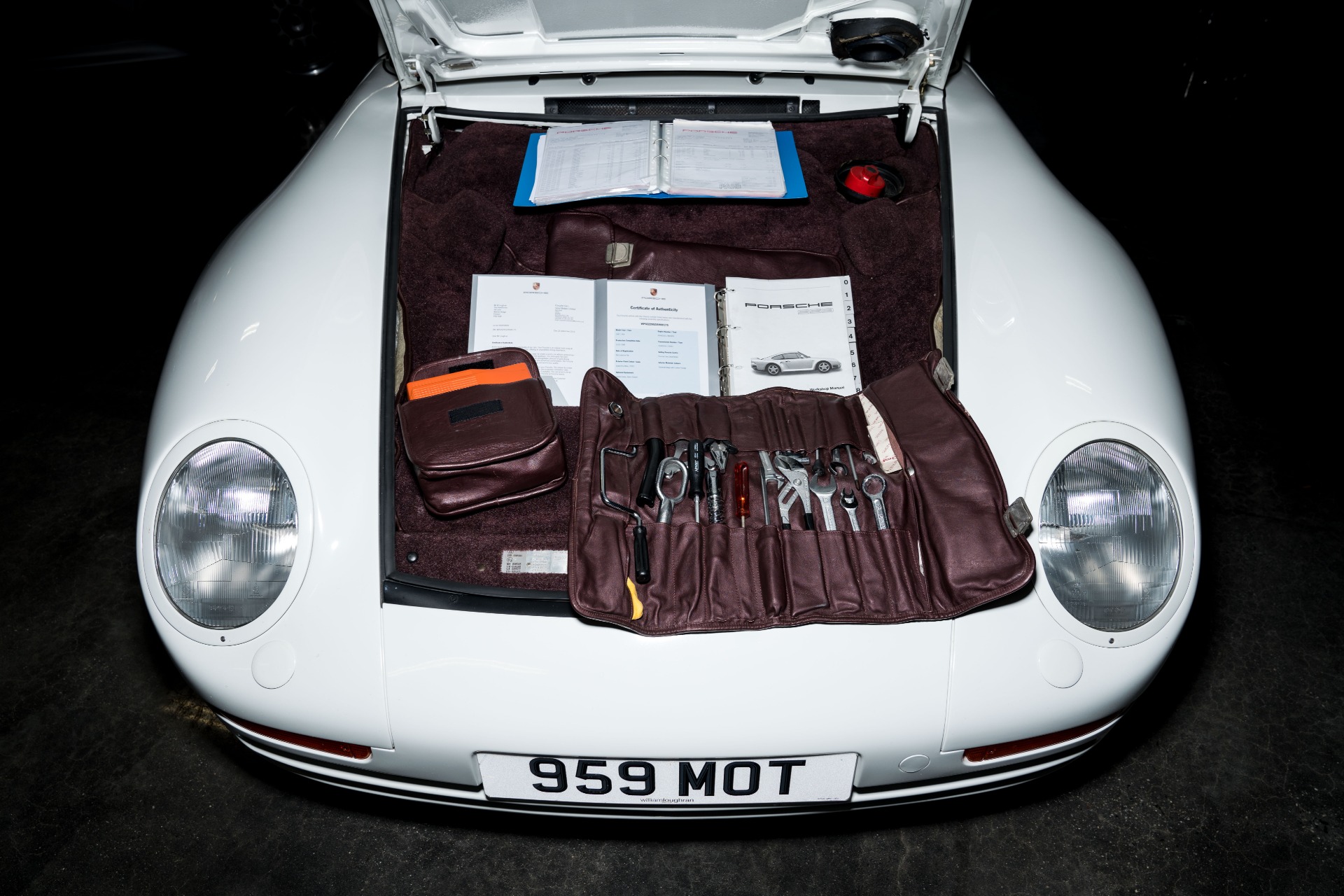 Used 1988 Porsche 959 KOMFORT COUPE / AWD / 6-SPEED MANUAL / ORIGINAL SUPERCAR for sale Sold at Formula Imports in Charlotte NC 28227 50