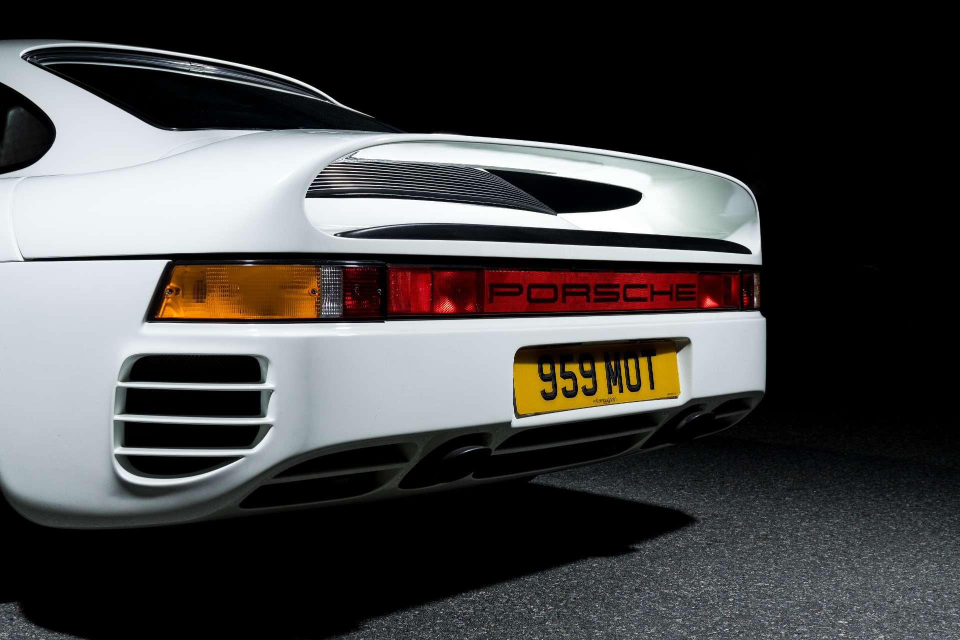 Used 1988 Porsche 959 KOMFORT COUPE / AWD / 6-SPEED MANUAL / ORIGINAL SUPERCAR for sale Sold at Formula Imports in Charlotte NC 28227 8