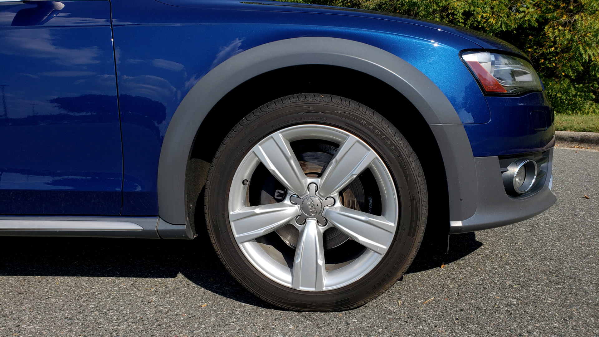 Used 2015 Audi ALLROADS PREMIUM / SUNROOF / ROOF-RACK / 18 INCH WHEELS for sale Sold at Formula Imports in Charlotte NC 28227 12