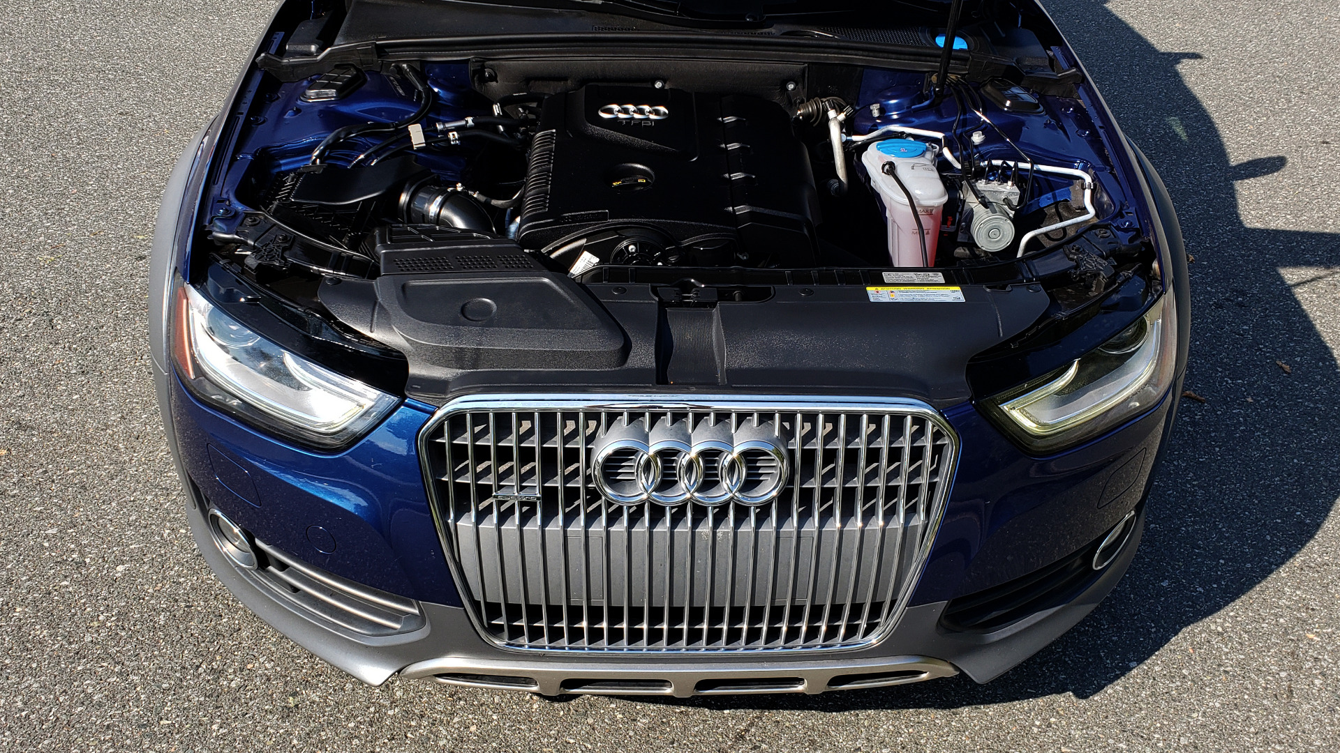 Used 2015 Audi ALLROADS PREMIUM / SUNROOF / ROOF-RACK / 18 INCH WHEELS for sale Sold at Formula Imports in Charlotte NC 28227 14