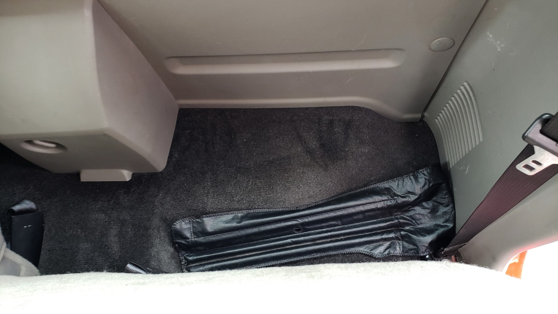 Used 2008 Chevrolet COLORADO LS 2WD / REG CAB / 2.9L 4-CYL / 4-SPD AUTO / NEW CARPET for sale Sold at Formula Imports in Charlotte NC 28227 34