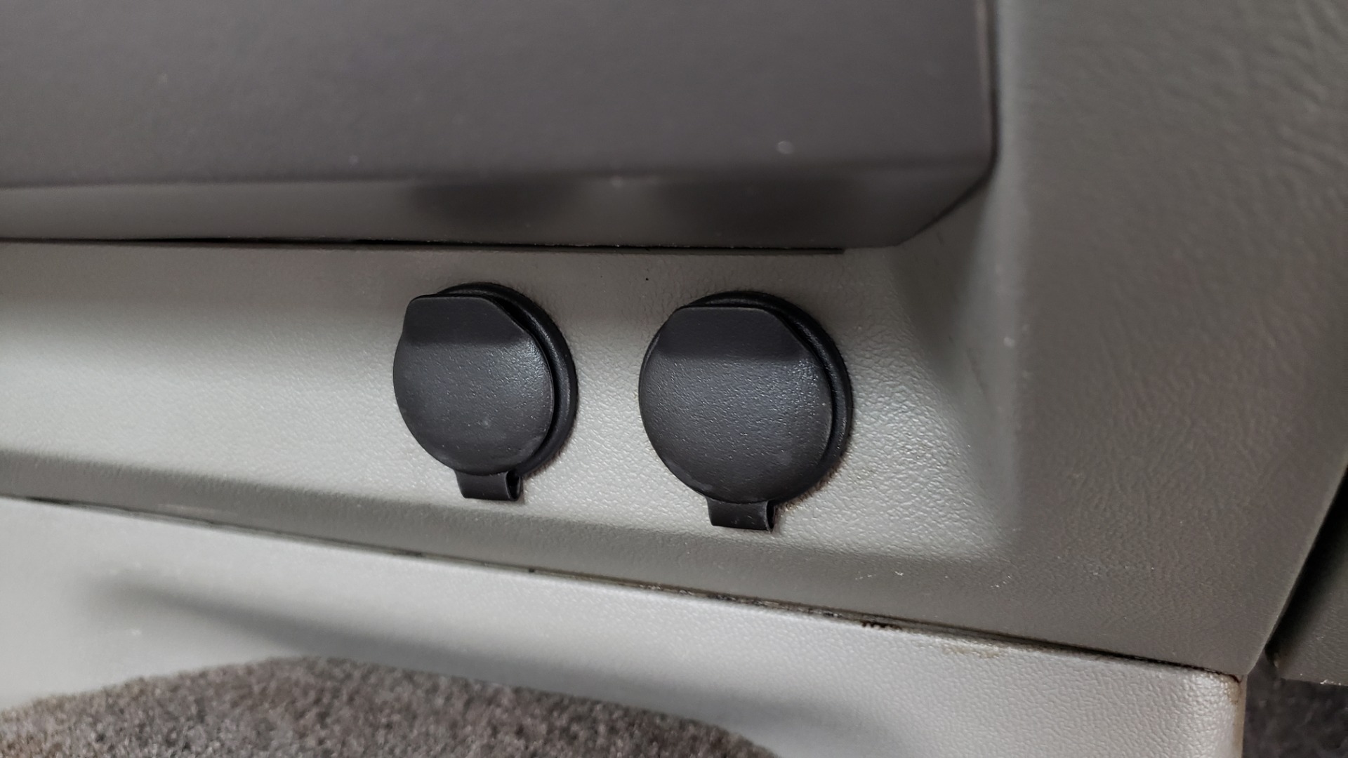 Used 2008 Chevrolet COLORADO LS 2WD / REG CAB / 2.9L 4-CYL / 4-SPD AUTO / NEW CARPET for sale Sold at Formula Imports in Charlotte NC 28227 45