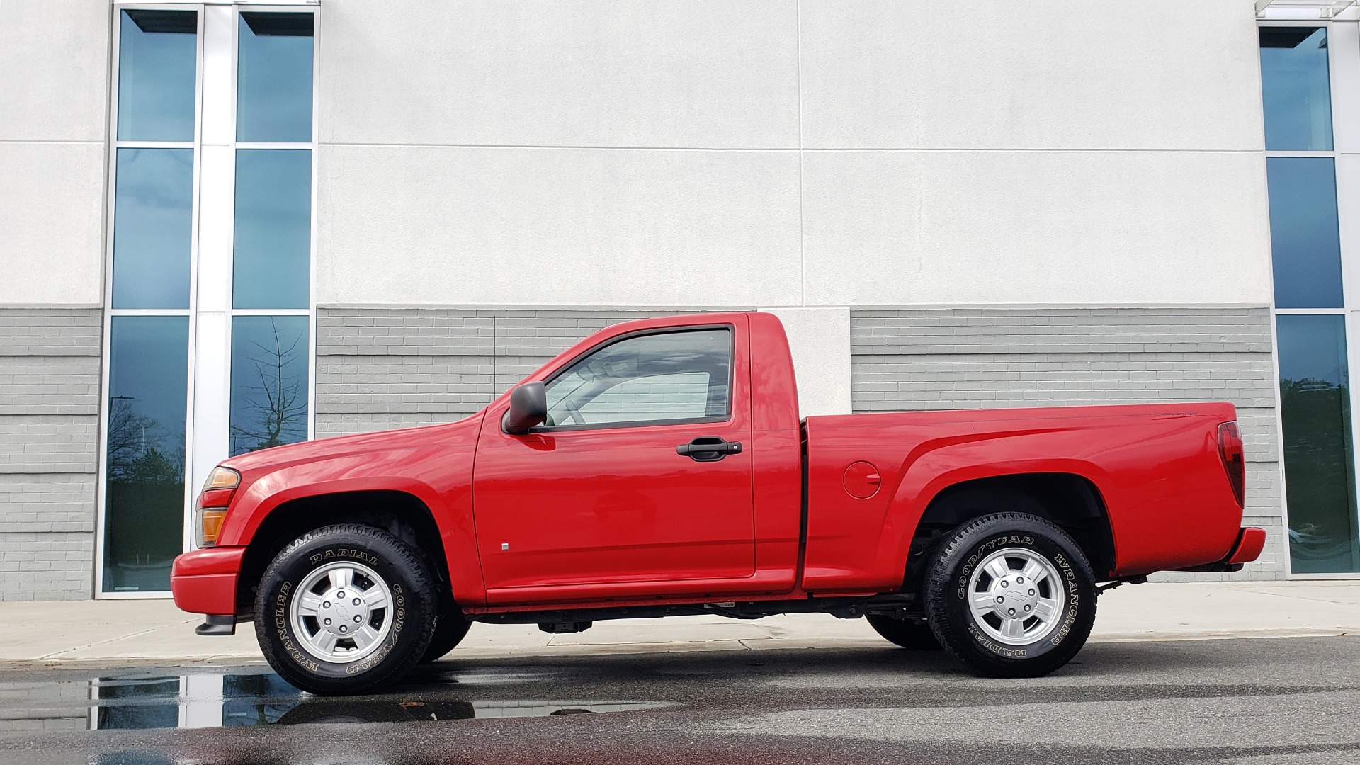 Used 2008 Chevrolet COLORADO LS 2WD / REG CAB / 2.9L 4-CYL / 4-SPD AUTO / NEW CARPET for sale Sold at Formula Imports in Charlotte NC 28227 5