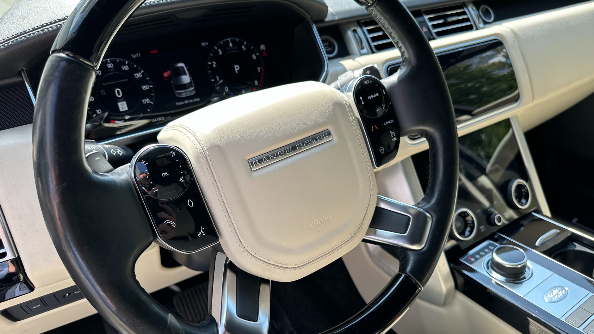 Used 2018 Land Rover Range Rover V8 SUPERCHARGED for sale Sold at Formula Imports in Charlotte NC 28227 16