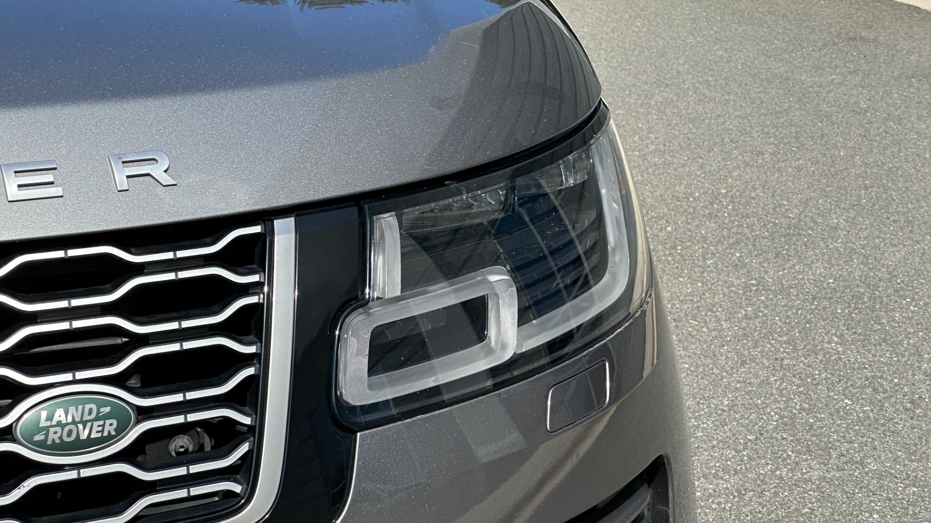 Used 2018 Land Rover Range Rover V8 SUPERCHARGED for sale Sold at Formula Imports in Charlotte NC 28227 51