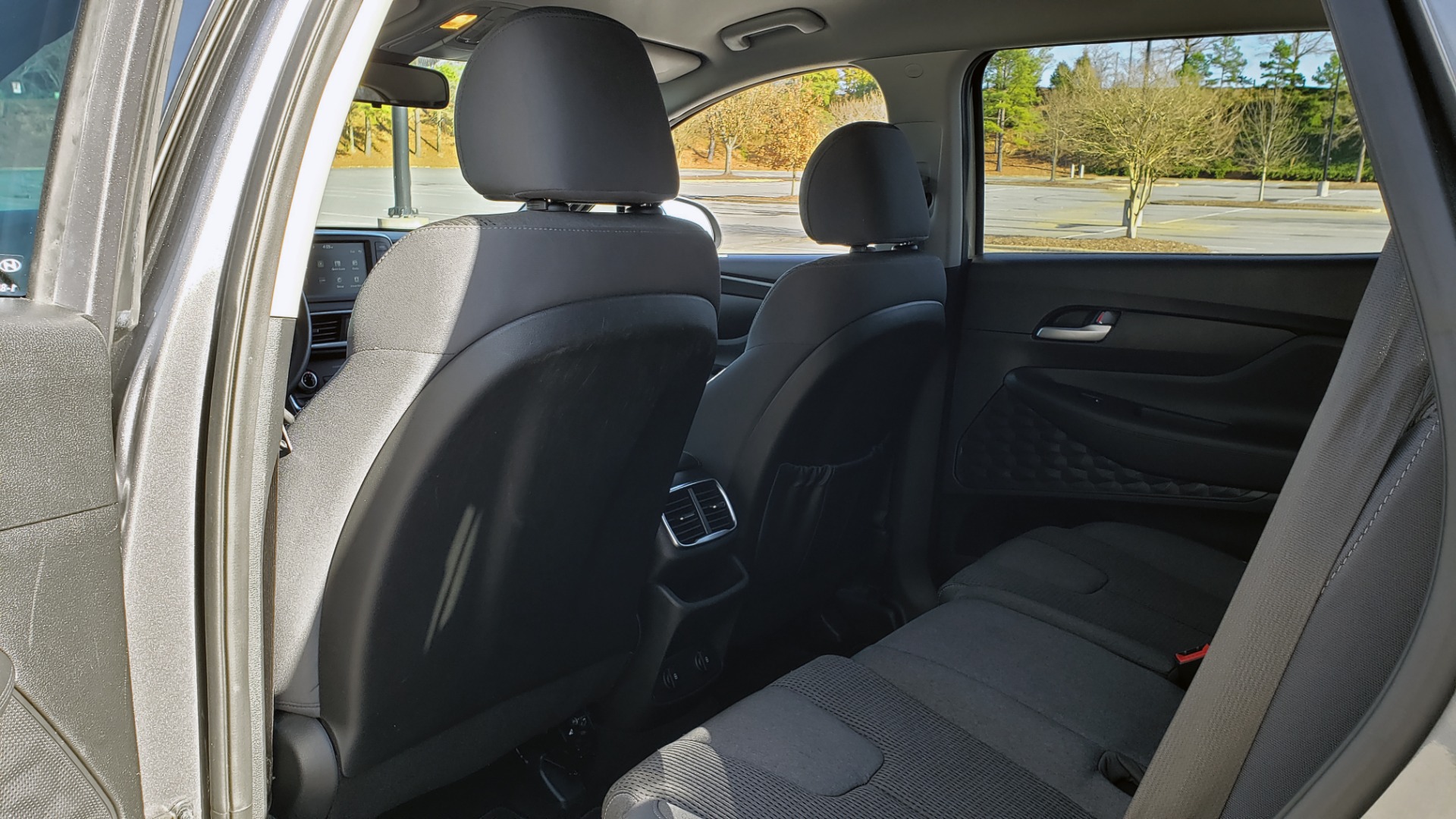 Used 2019 Hyundai SANTA FE SE / 2.4L 4-CYL / 8-SPD AUTO / BLIND SPOT / LANE KEEP ASSIST for sale Sold at Formula Imports in Charlotte NC 28227 59