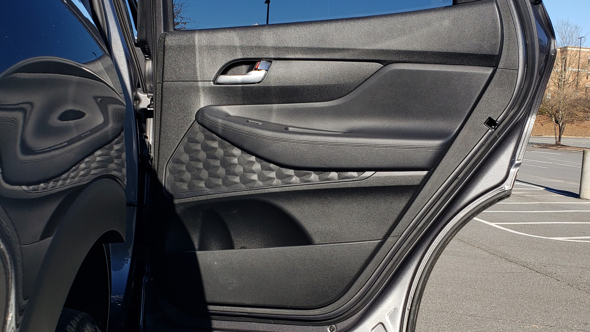 Used 2019 Hyundai SANTA FE SE / 2.4L 4-CYL / 8-SPD AUTO / BLIND SPOT / LANE KEEP ASSIST for sale Sold at Formula Imports in Charlotte NC 28227 67