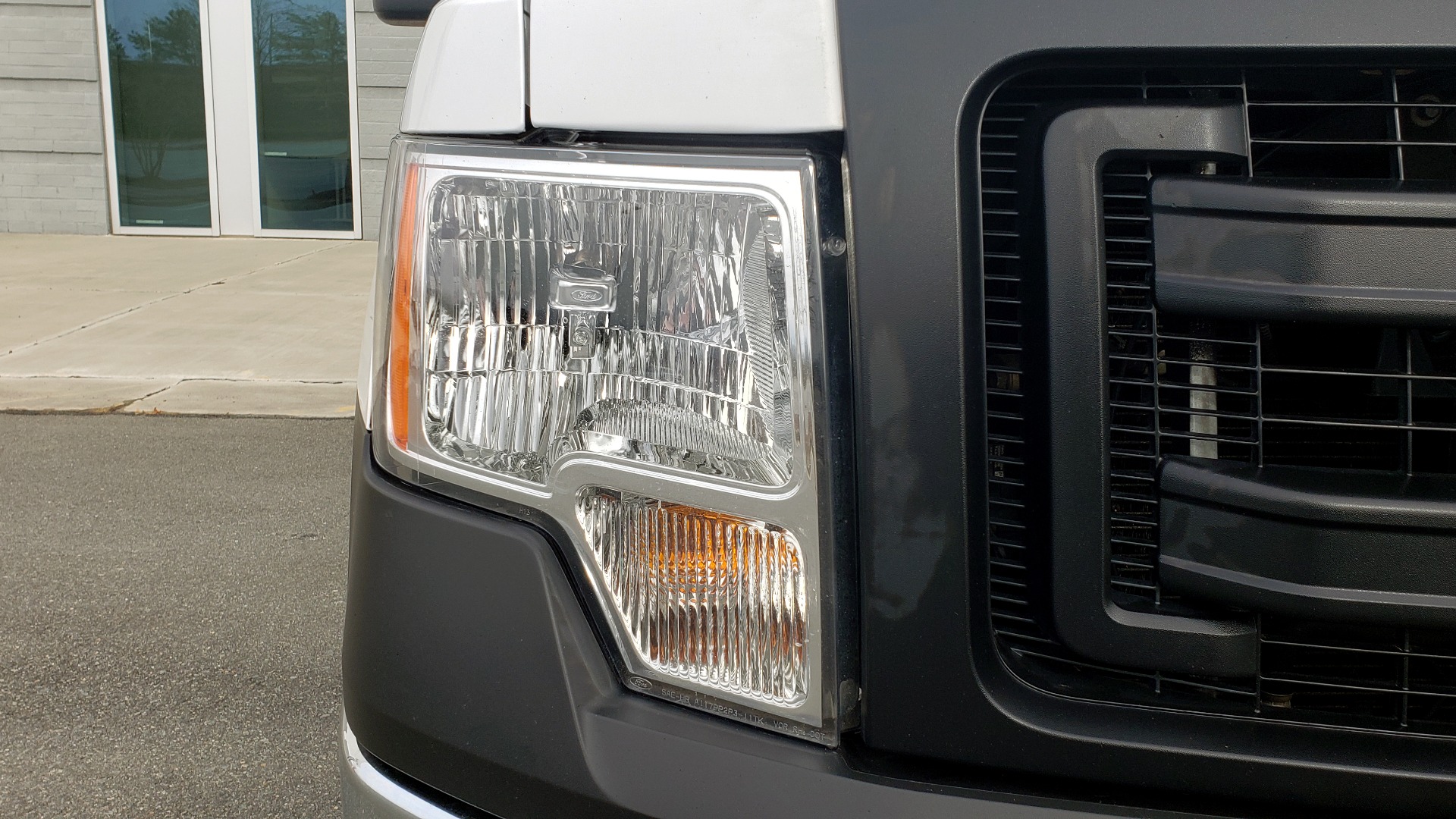 Used 2014 Ford F-150 XL / 2WD / V6 / AUTO / LONG BED / 145IN WB / WORK TRUCK for sale Sold at Formula Imports in Charlotte NC 28227 15