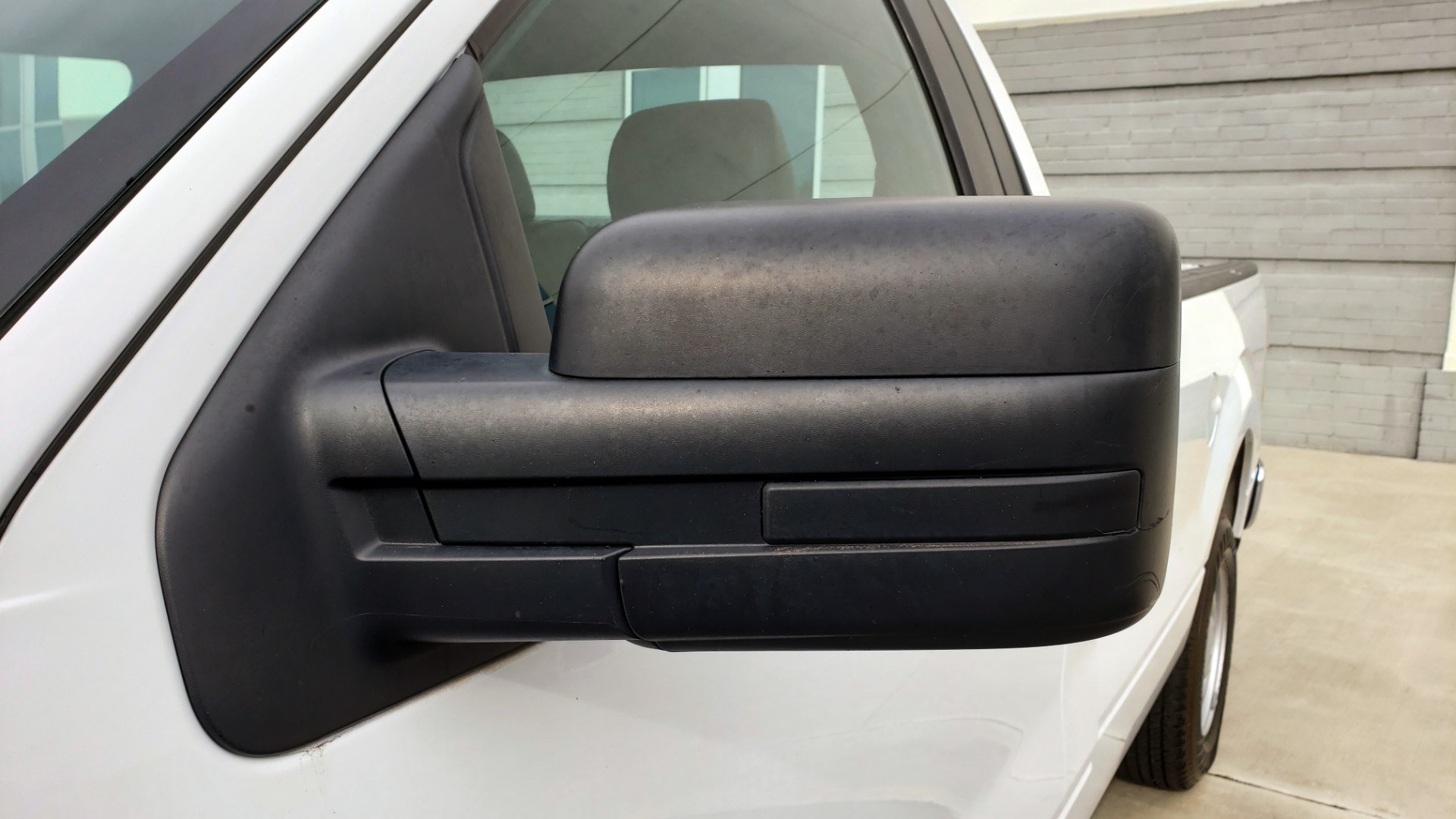 Used 2014 Ford F-150 XL / 2WD / V6 / AUTO / LONG BED / 145IN WB / WORK TRUCK for sale Sold at Formula Imports in Charlotte NC 28227 18