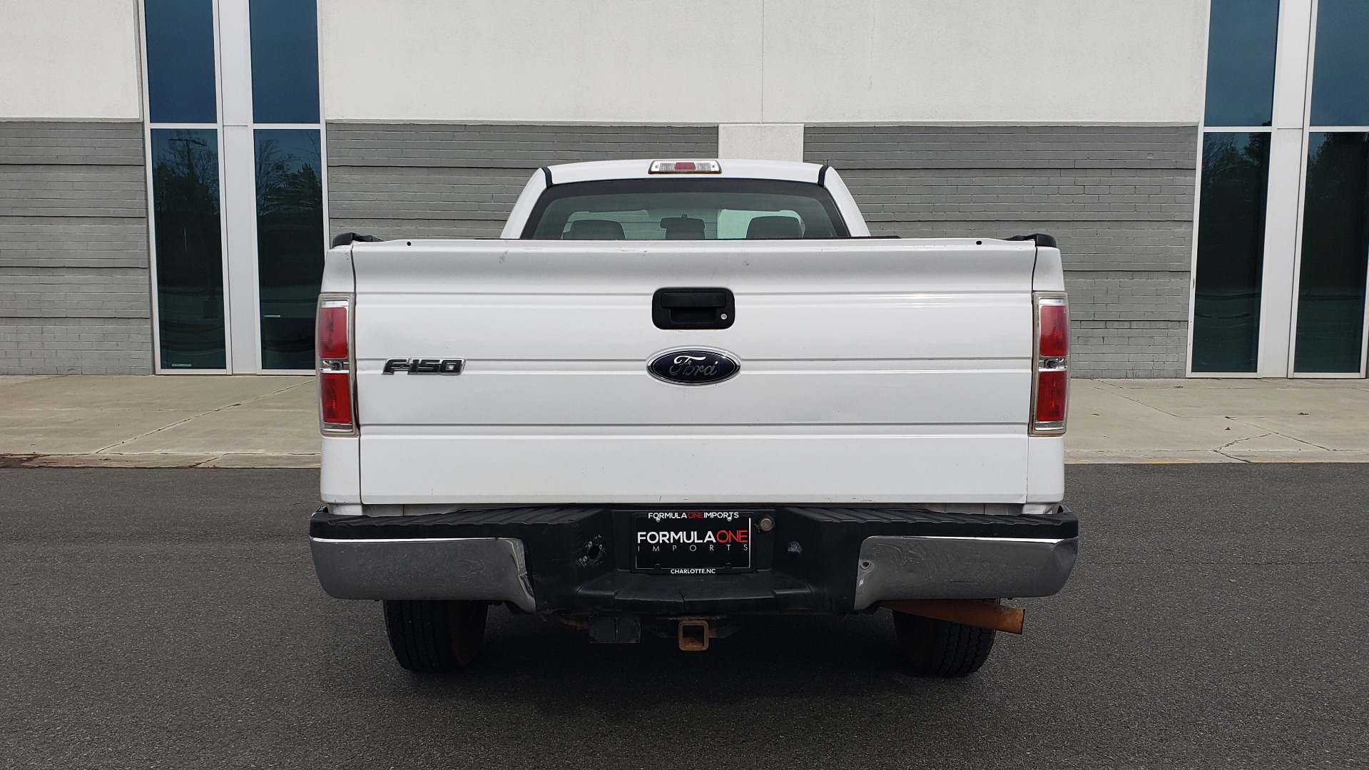 Used 2014 Ford F-150 XL / 2WD / V6 / AUTO / LONG BED / 145IN WB / WORK TRUCK for sale Sold at Formula Imports in Charlotte NC 28227 19