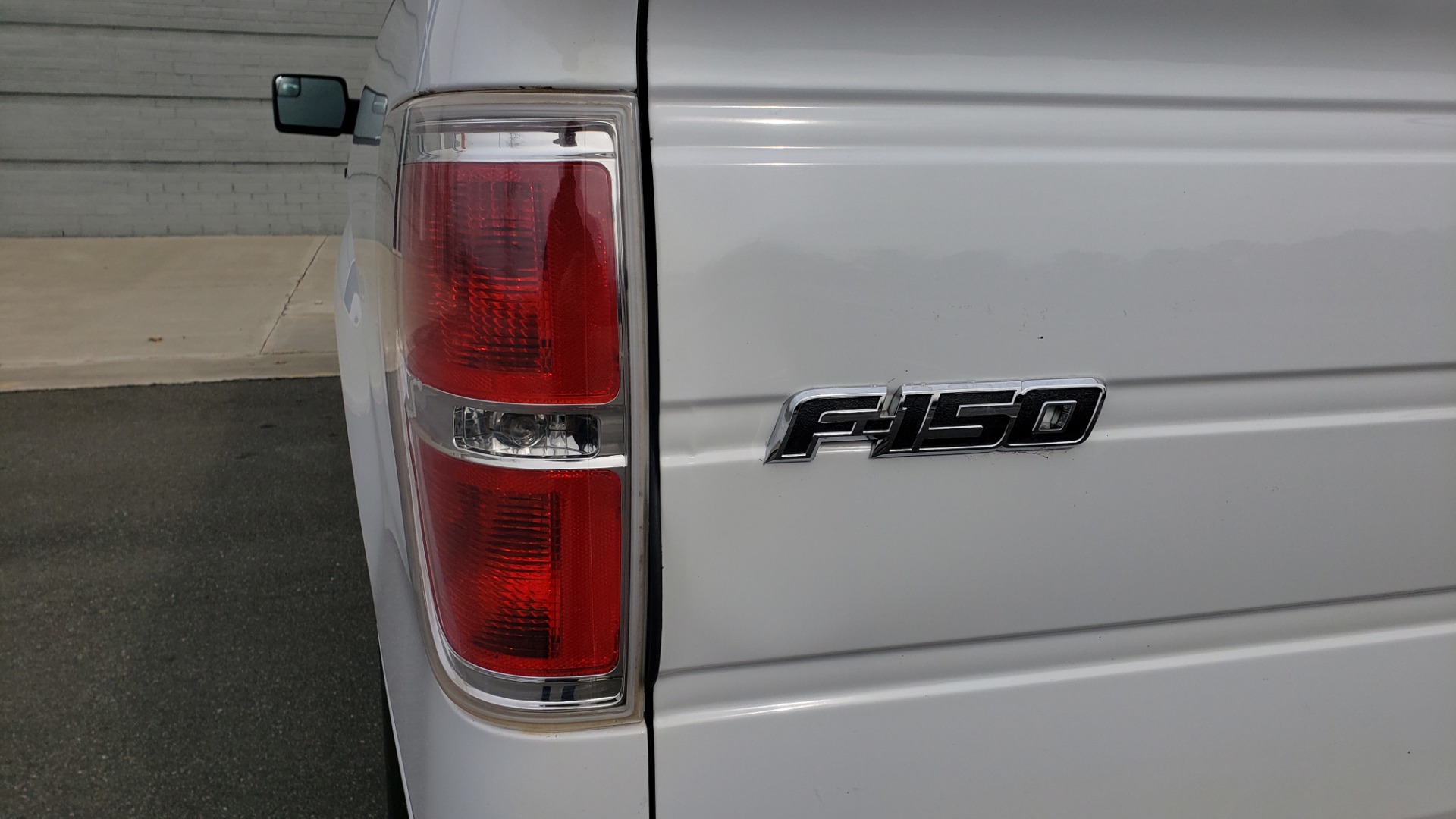 Used 2014 Ford F-150 XL / 2WD / V6 / AUTO / LONG BED / 145IN WB / WORK TRUCK for sale Sold at Formula Imports in Charlotte NC 28227 20