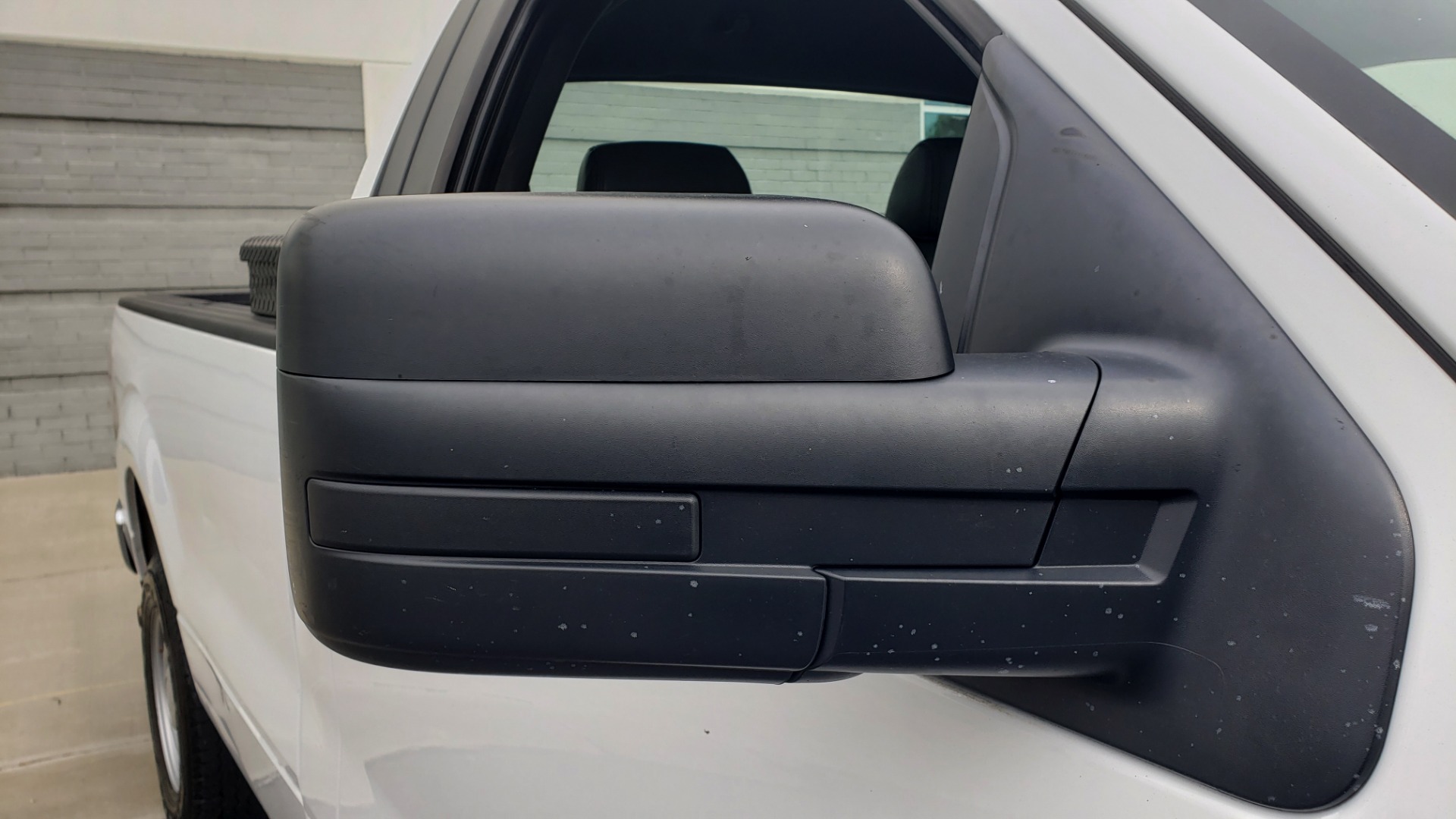 Used 2014 Ford F-150 XL 4X2 REGULAR CAB / 3.7L V6 / 6-SPD AUTO / CRUISE CONTROL for sale Sold at Formula Imports in Charlotte NC 28227 22