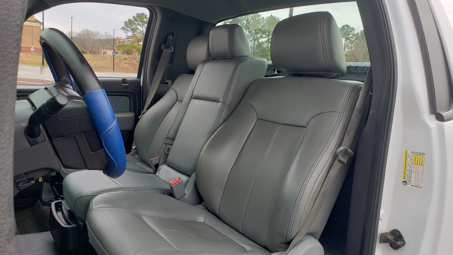 Used 2014 Ford F-150 XL 4X2 REGULAR CAB / 3.7L V6 / 6-SPD AUTO / CRUISE CONTROL for sale Sold at Formula Imports in Charlotte NC 28227 34