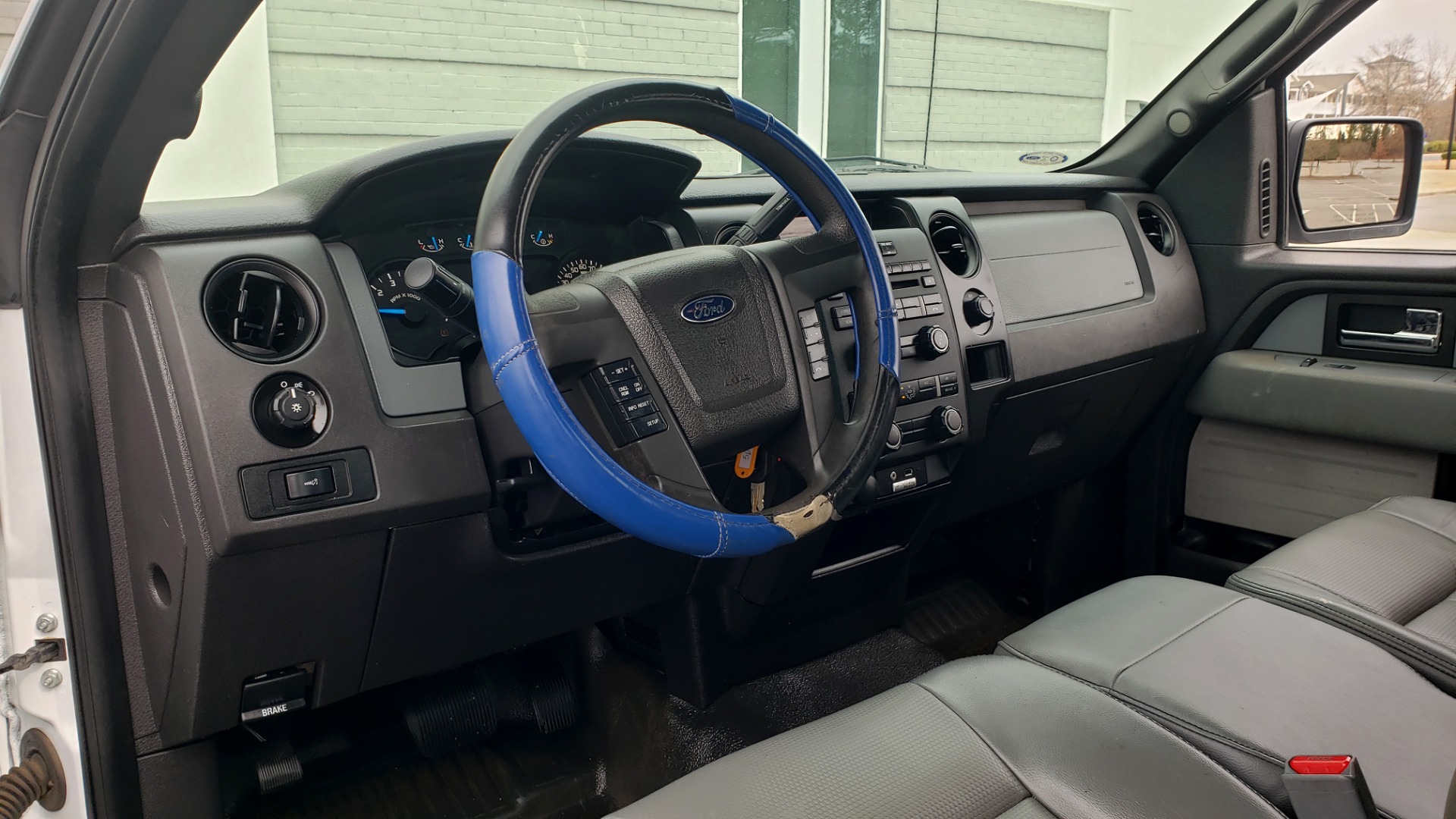 Used 2014 Ford F-150 XL 4X2 REGULAR CAB / 3.7L V6 / 6-SPD AUTO / CRUISE CONTROL for sale Sold at Formula Imports in Charlotte NC 28227 35