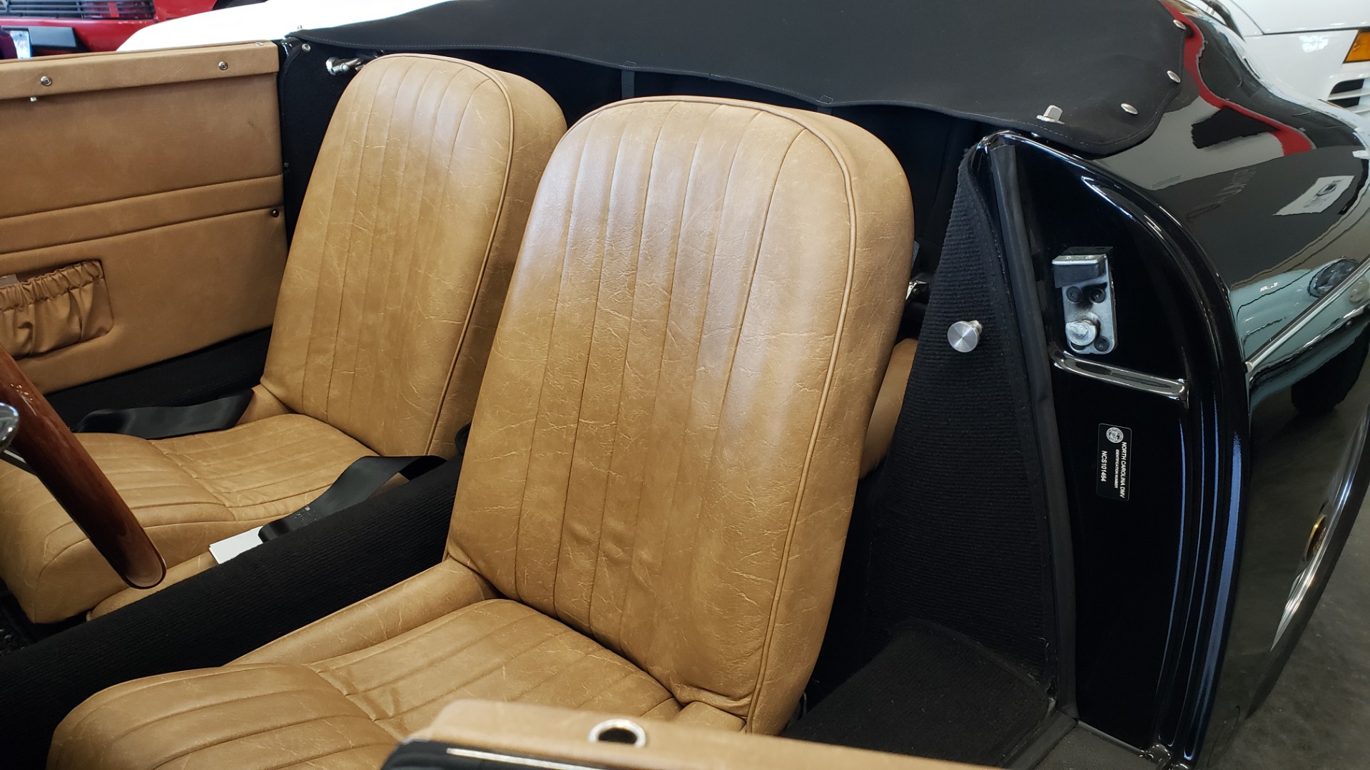Used 1959 Porsche 356 SPEEDSTER / 4-CYL ENG / 4-SPD MANUAL / CHROME WHEELS for sale Sold at Formula Imports in Charlotte NC 28227 17