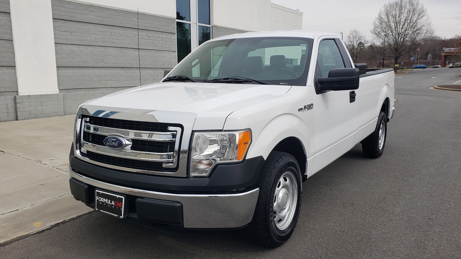 Used 2013 Ford F-150 XL / 2WD / V6 / AUTO / LONG BED / 145IN WB / WORK TRUCK for sale Sold at Formula Imports in Charlotte NC 28227 1