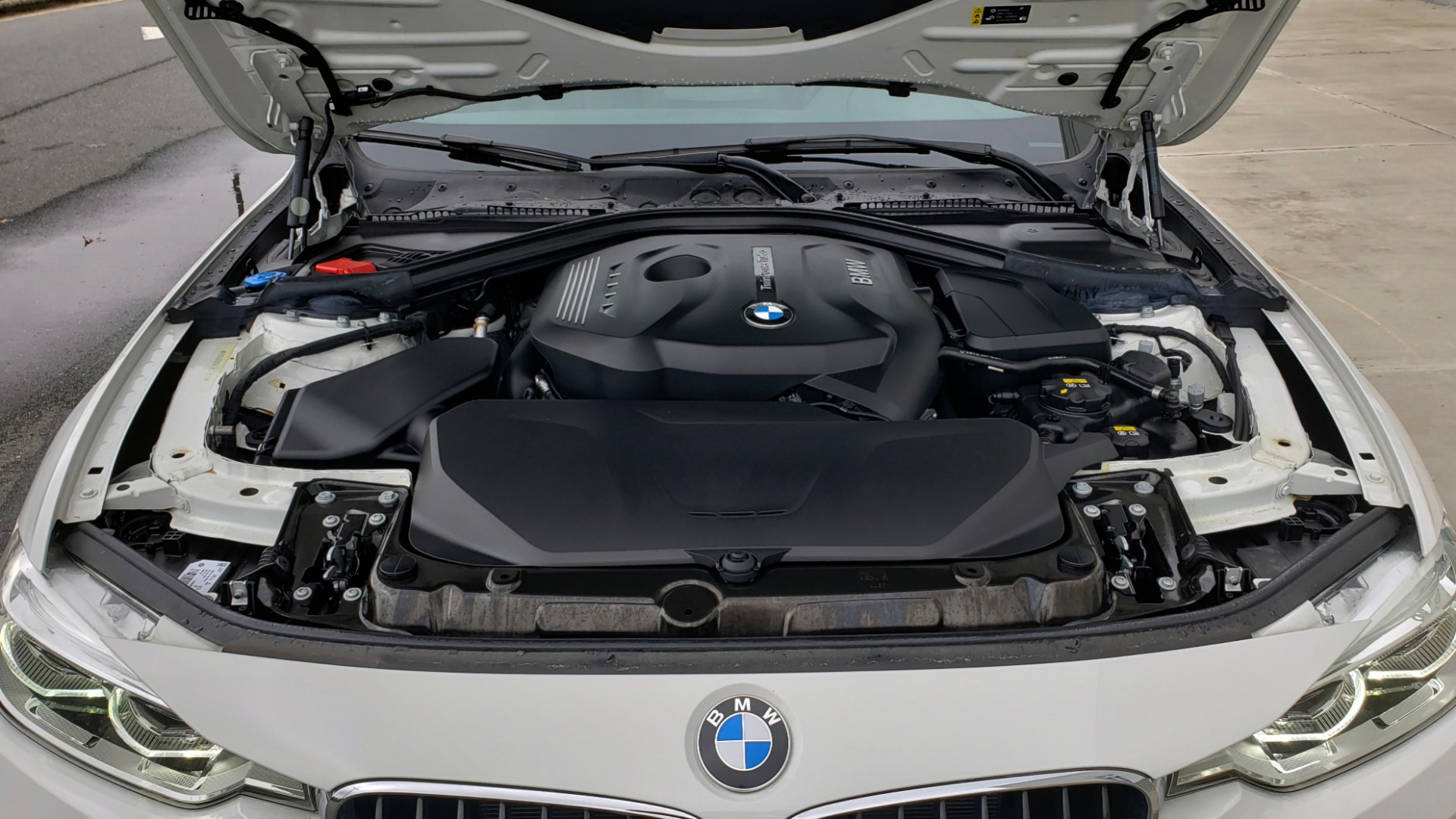 Used 2018 BMW 3 SERIES 330I XDRIVE / CONV PKG / SUNROOF / HTD STS / REARVIEW for sale Sold at Formula Imports in Charlotte NC 28227 13