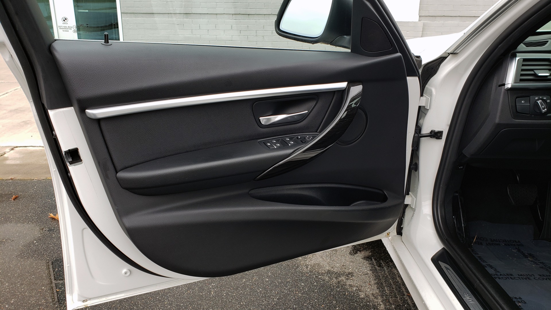 Used 2018 BMW 3 SERIES 330I XDRIVE / CONV PKG / SUNROOF / HTD STS / REARVIEW for sale Sold at Formula Imports in Charlotte NC 28227 31