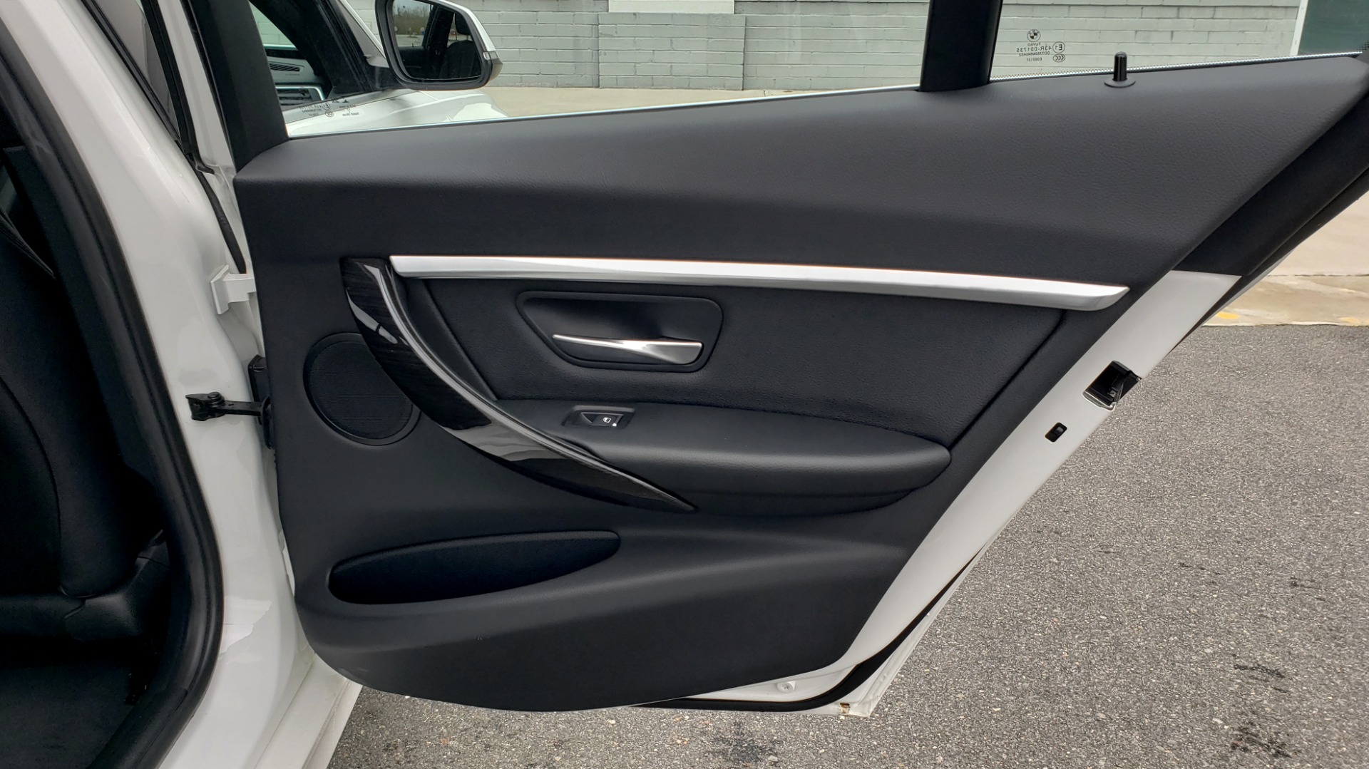 Used 2018 BMW 3 SERIES 330I XDRIVE / CONV PKG / SUNROOF / HTD STS / REARVIEW for sale Sold at Formula Imports in Charlotte NC 28227 71