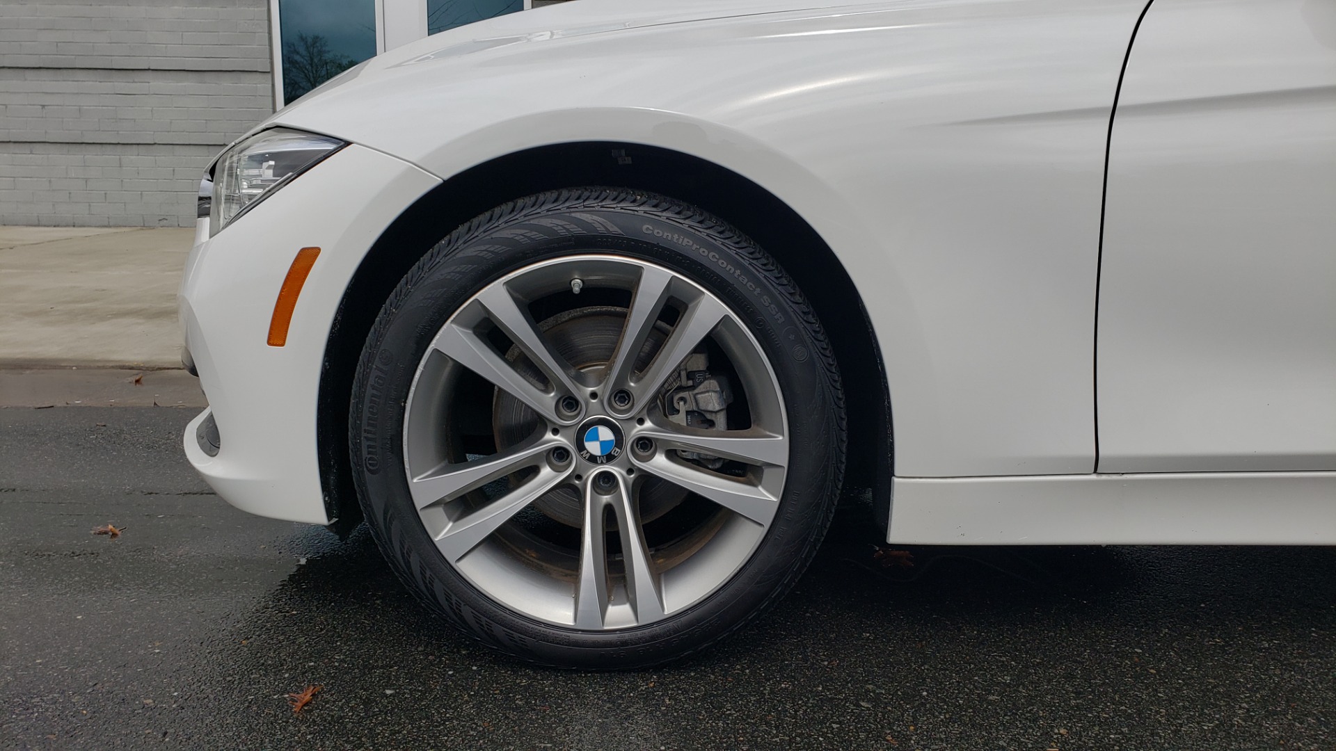 Used 2018 BMW 3 SERIES 330I XDRIVE / CONV PKG / SUNROOF / HTD STS / REARVIEW for sale Sold at Formula Imports in Charlotte NC 28227 80