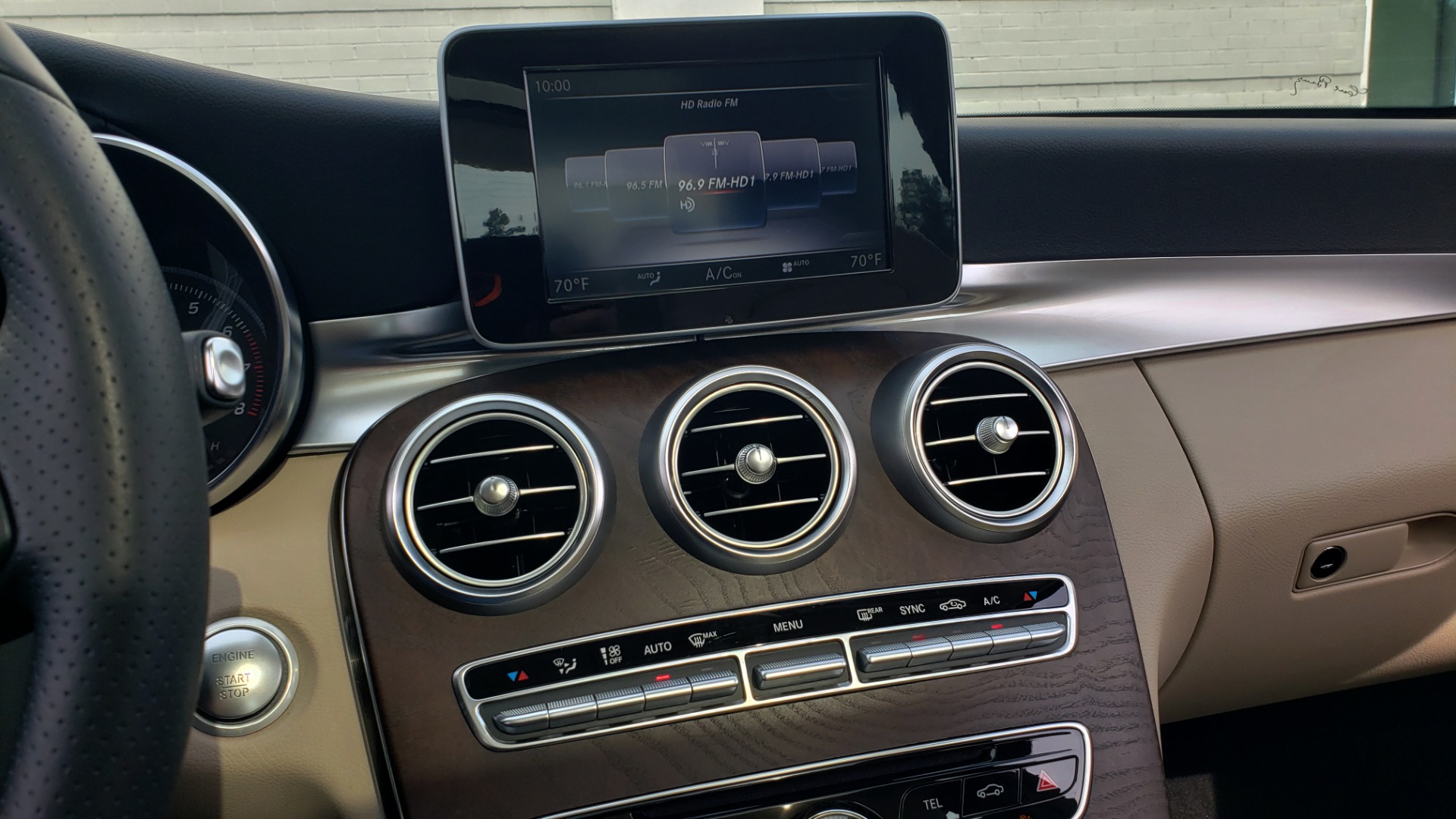 Used 2018 Mercedes-Benz C-CLASS C 300 PREMIUM / PANO-ROOF / HTD STST / APPL CARPLAY / REARVIEW for sale Sold at Formula Imports in Charlotte NC 28227 39