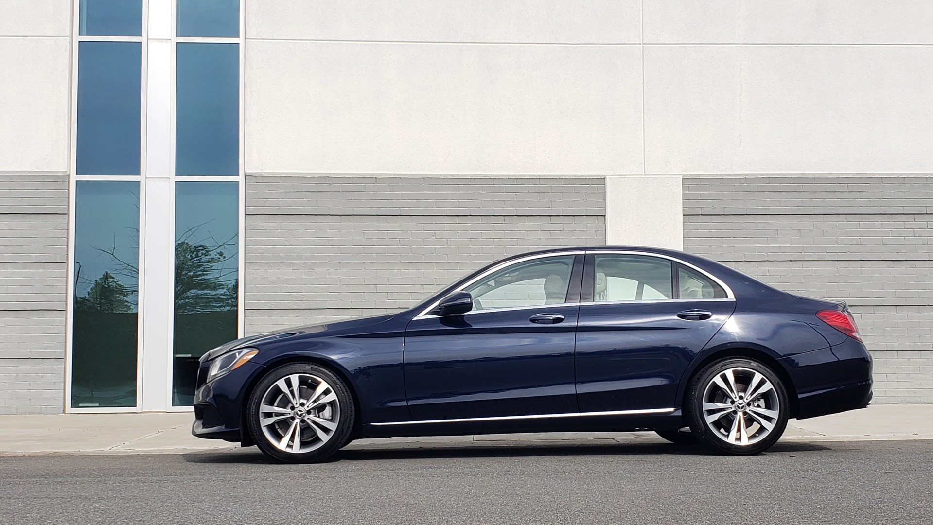Used 2018 Mercedes-Benz C-CLASS C 300 PREMIUM / PANO-ROOF / HTD STST / APPL CARPLAY / REARVIEW for sale Sold at Formula Imports in Charlotte NC 28227 4