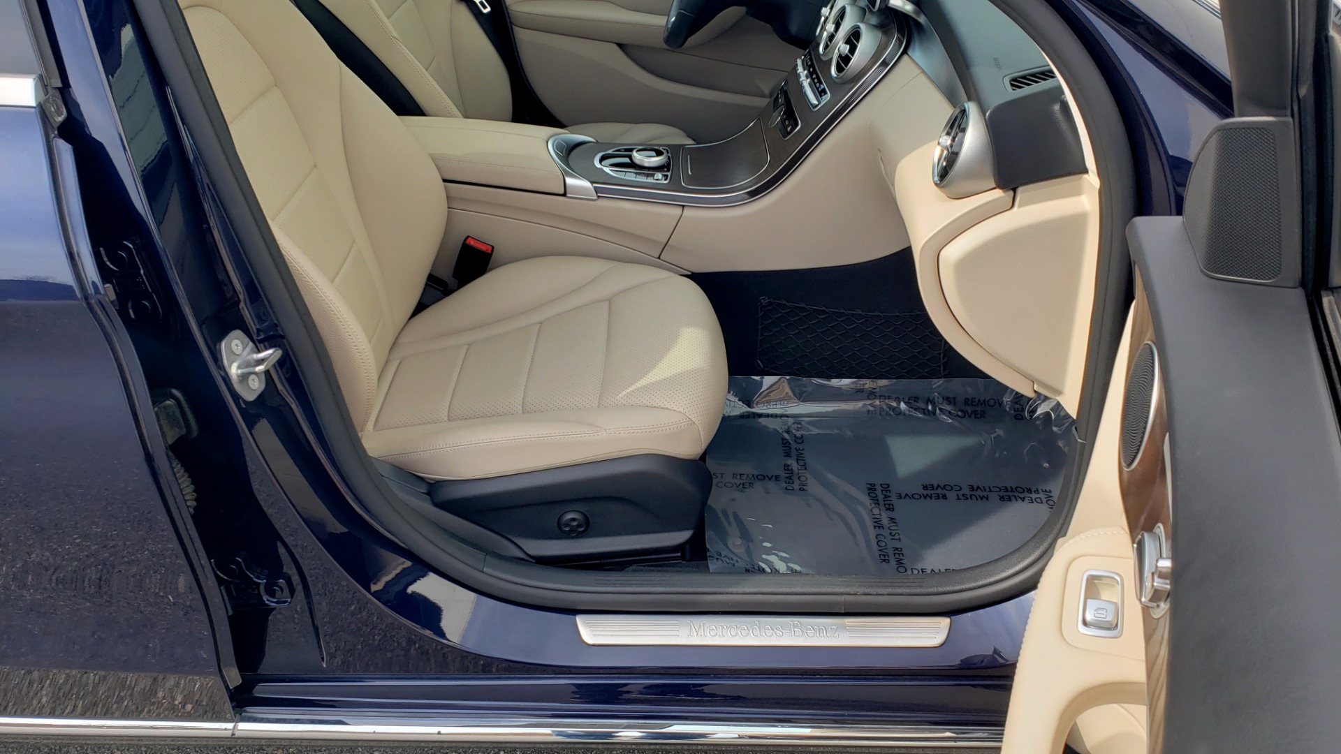 Used 2018 Mercedes-Benz C-CLASS C 300 PREMIUM / PANO-ROOF / HTD STST / APPL CARPLAY / REARVIEW for sale Sold at Formula Imports in Charlotte NC 28227 61