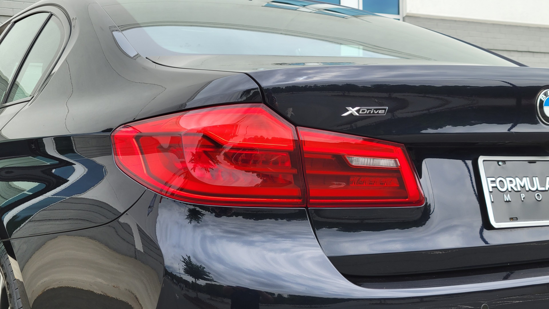 Used 2018 BMW 5 SERIES 530I XDRIVE M-SPORT SEDAN / NAV / HUD / SUNROOF / CAMERA for sale Sold at Formula Imports in Charlotte NC 28227 32