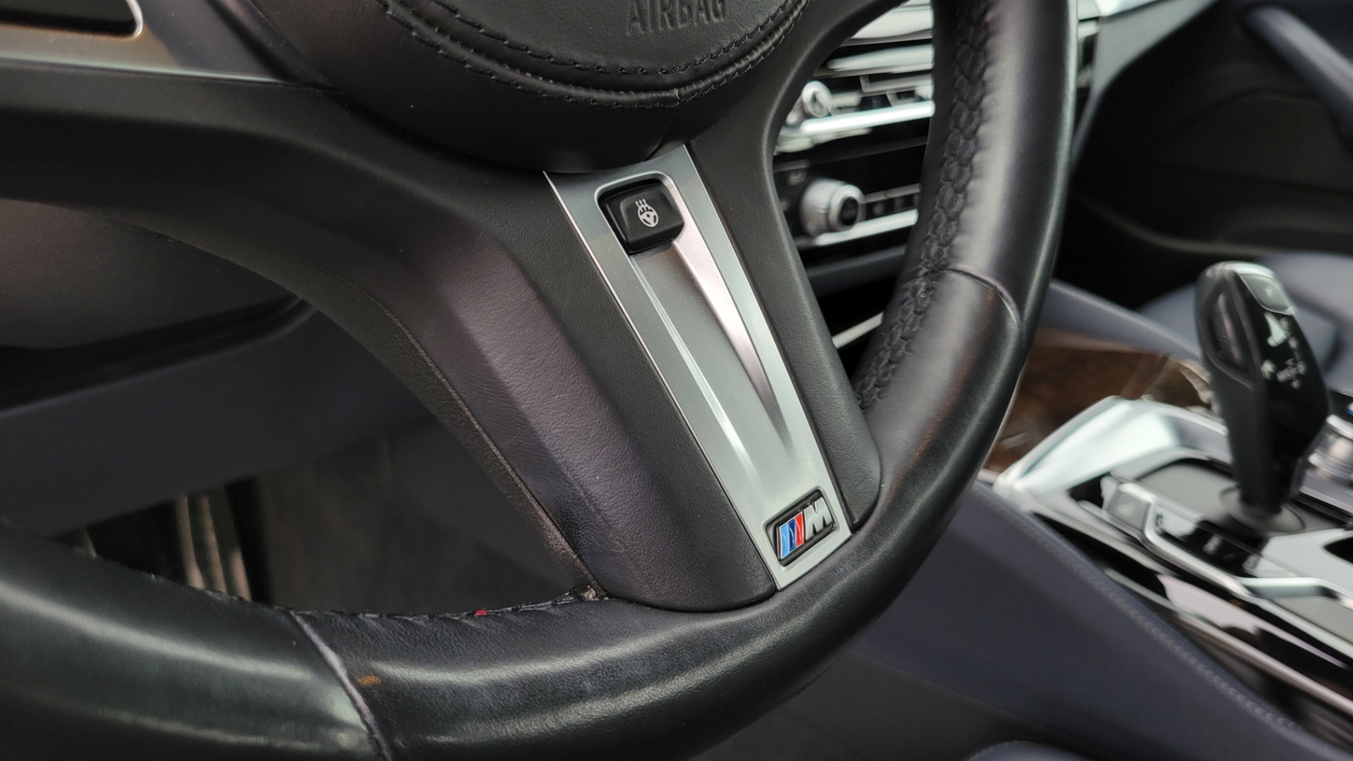 Used 2018 BMW 5 SERIES 530I XDRIVE M-SPORT SEDAN / NAV / HUD / SUNROOF / CAMERA for sale Sold at Formula Imports in Charlotte NC 28227 44