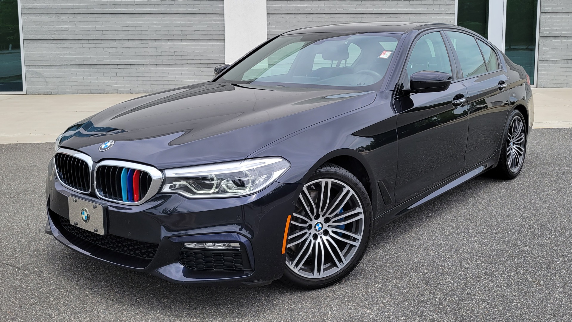 Used 2018 BMW 5 SERIES 530I XDRIVE M-SPORT SEDAN / NAV / HUD / SUNROOF / CAMERA for sale Sold at Formula Imports in Charlotte NC 28227 6