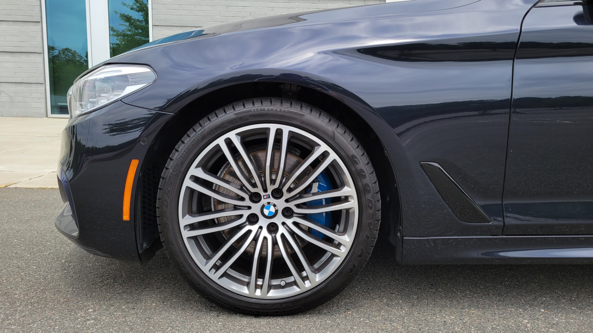 Used 2018 BMW 5 SERIES 530I XDRIVE M-SPORT SEDAN / NAV / HUD / SUNROOF / CAMERA for sale Sold at Formula Imports in Charlotte NC 28227 86
