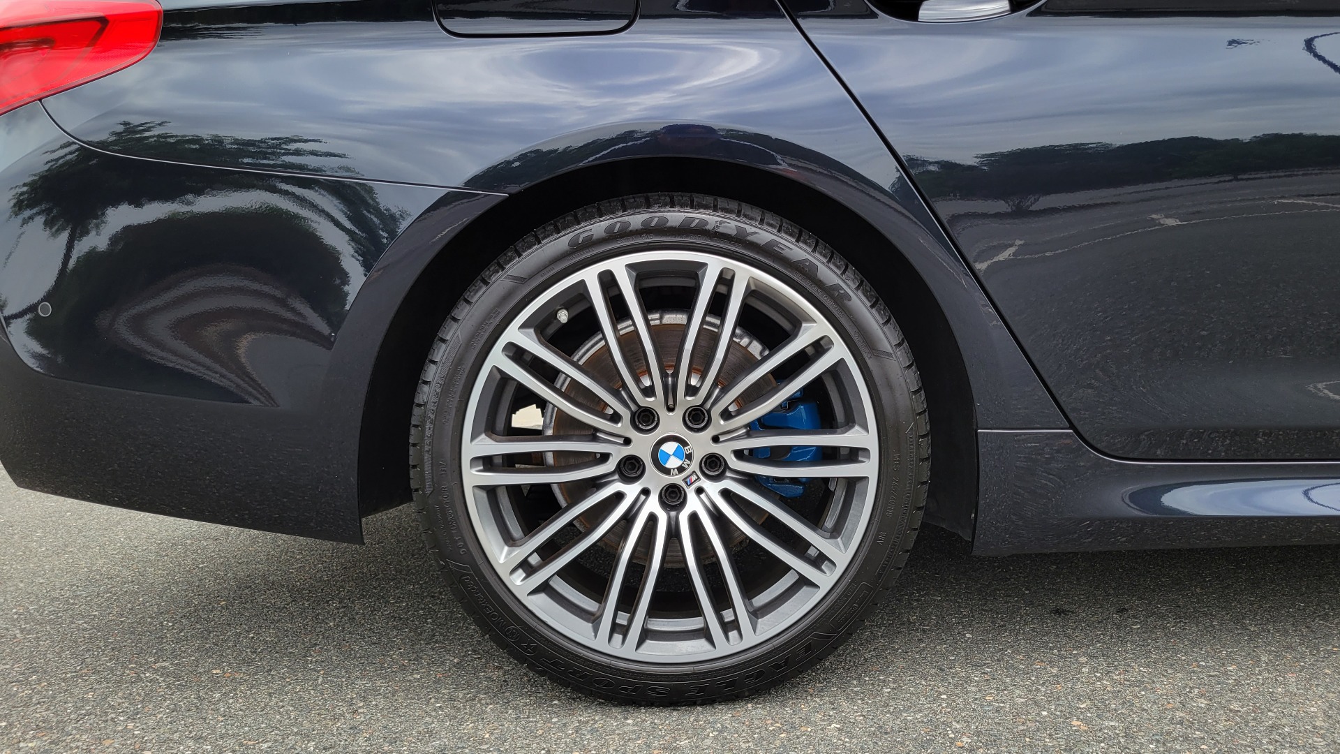 Used 2018 BMW 5 SERIES 530I XDRIVE M-SPORT SEDAN / NAV / HUD / SUNROOF / CAMERA for sale Sold at Formula Imports in Charlotte NC 28227 88