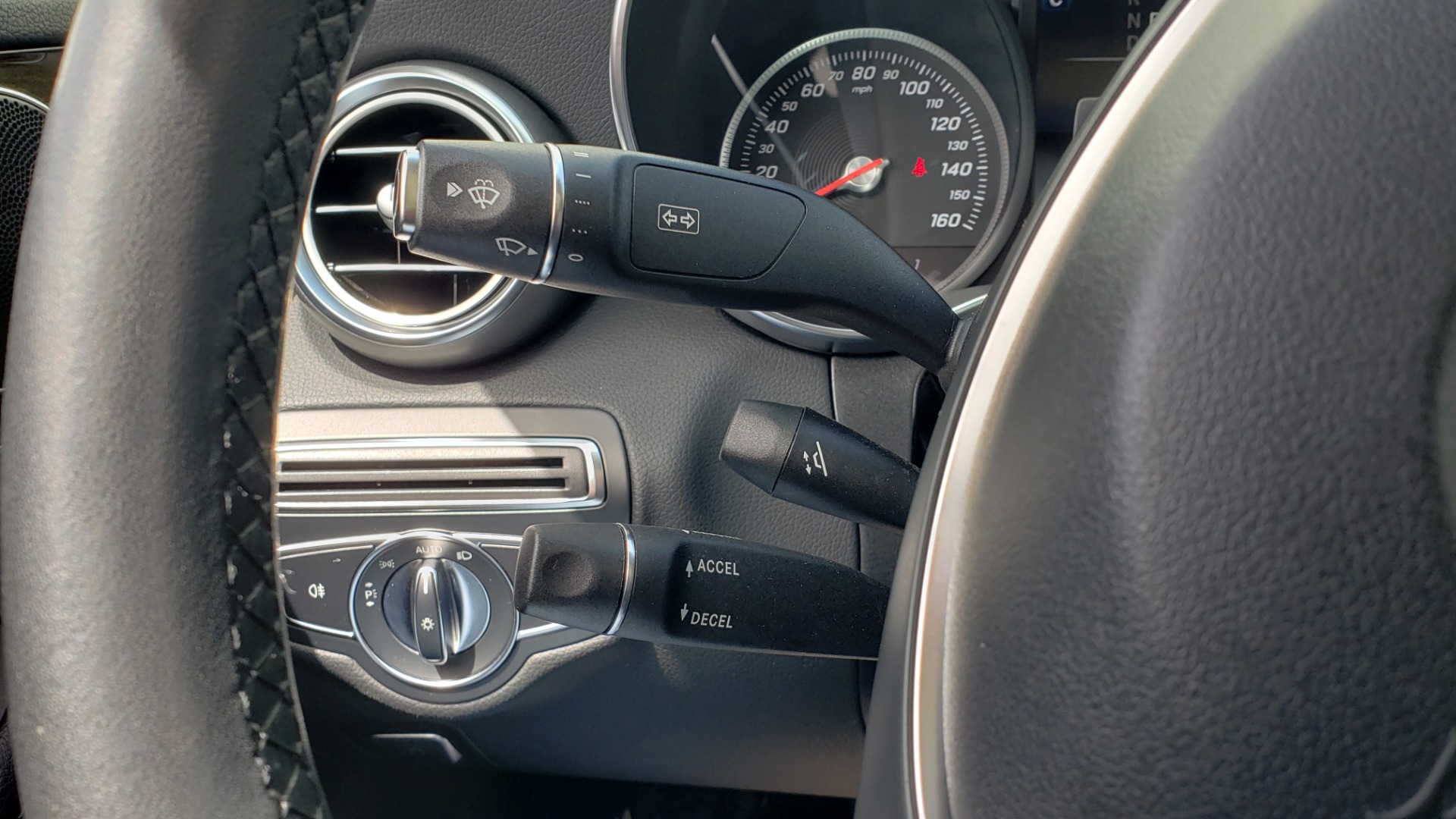 Used 2018 Mercedes-Benz C-CLASS C 300 4MATIC PREMIUM / HTD STS / PANO-ROOF / REARVIEW for sale Sold at Formula Imports in Charlotte NC 28227 38