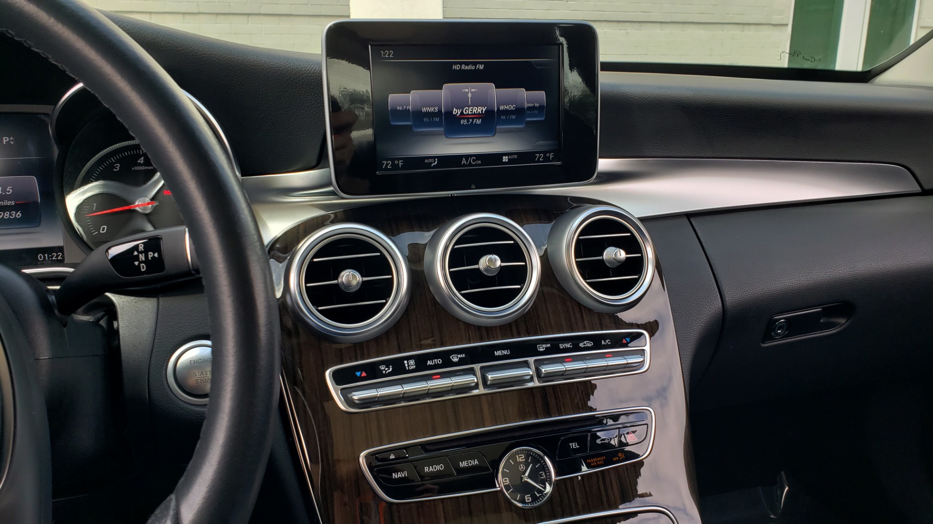 Used 2018 Mercedes-Benz C-CLASS C 300 4MATIC PREMIUM / HTD STS / PANO-ROOF / REARVIEW for sale Sold at Formula Imports in Charlotte NC 28227 41