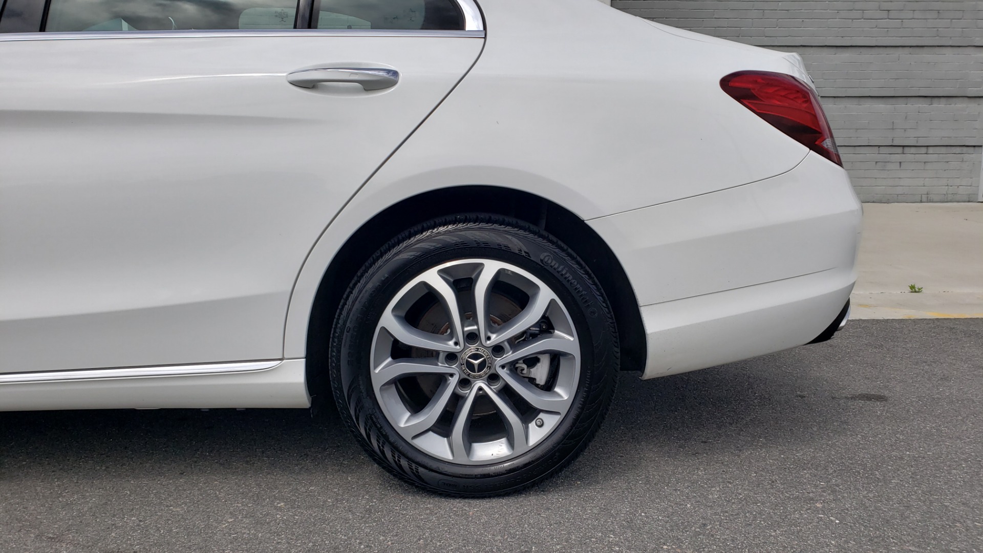 Used 2018 Mercedes-Benz C-CLASS C 300 4MATIC PREMIUM / HTD STS / PANO-ROOF / REARVIEW for sale Sold at Formula Imports in Charlotte NC 28227 76