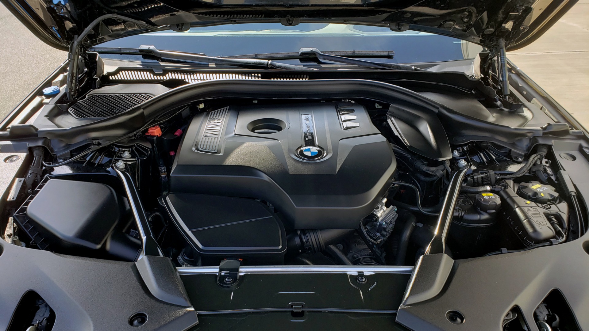 Used 2018 BMW 5 SERIES 530I XDRIVE PREMIUM / NAV / SUNROOF / DRVR ASST / REARVIEW for sale Sold at Formula Imports in Charlotte NC 28227 12