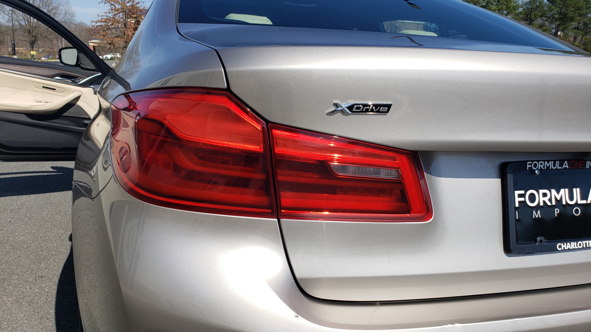 Used 2018 BMW 5 SERIES 540IXDRIVE PREMIUM / DRVR ASST PLUS / LUX PKG / APPLE CARPLAY for sale Sold at Formula Imports in Charlotte NC 28227 25