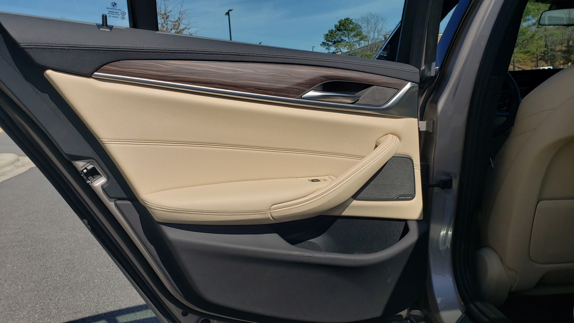 Used 2018 BMW 5 SERIES 540IXDRIVE PREMIUM / DRVR ASST PLUS / LUX PKG / APPLE CARPLAY for sale Sold at Formula Imports in Charlotte NC 28227 51