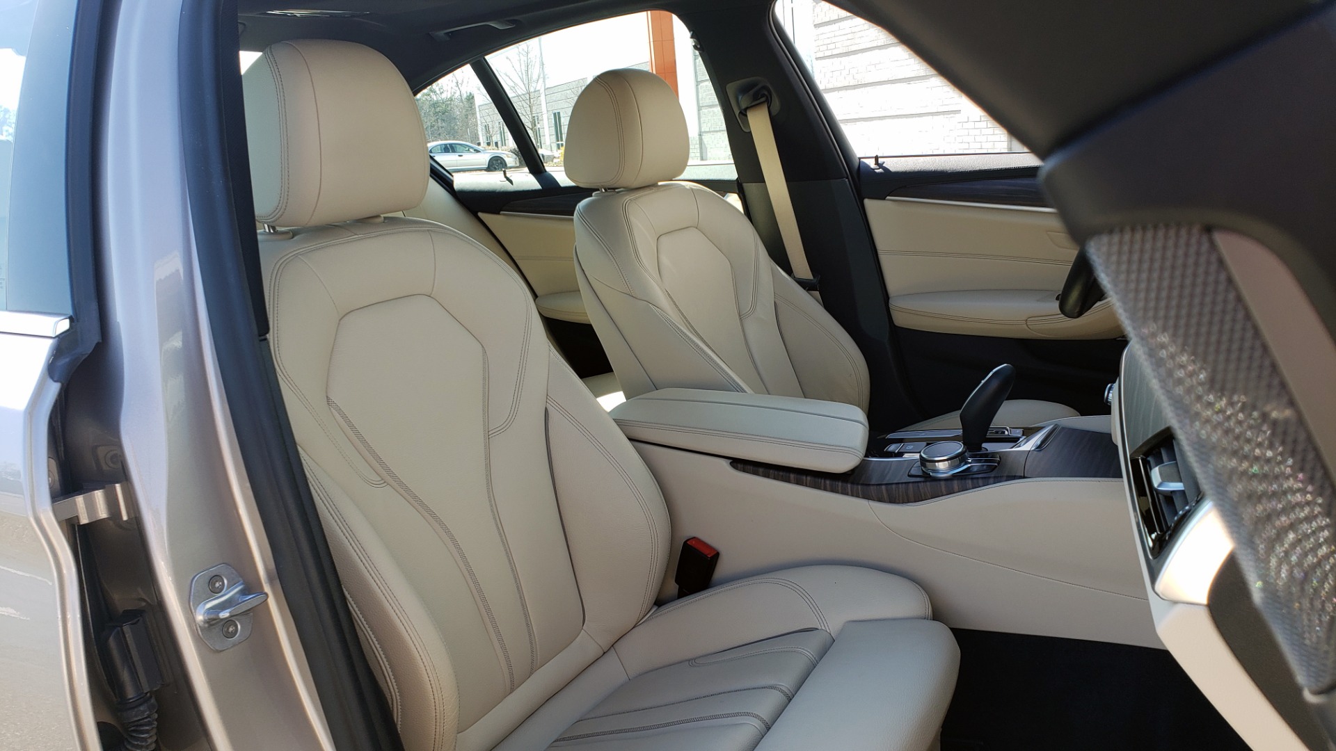 Used 2018 BMW 5 SERIES 540IXDRIVE PREMIUM / DRVR ASST PLUS / LUX PKG / APPLE CARPLAY for sale Sold at Formula Imports in Charlotte NC 28227 60