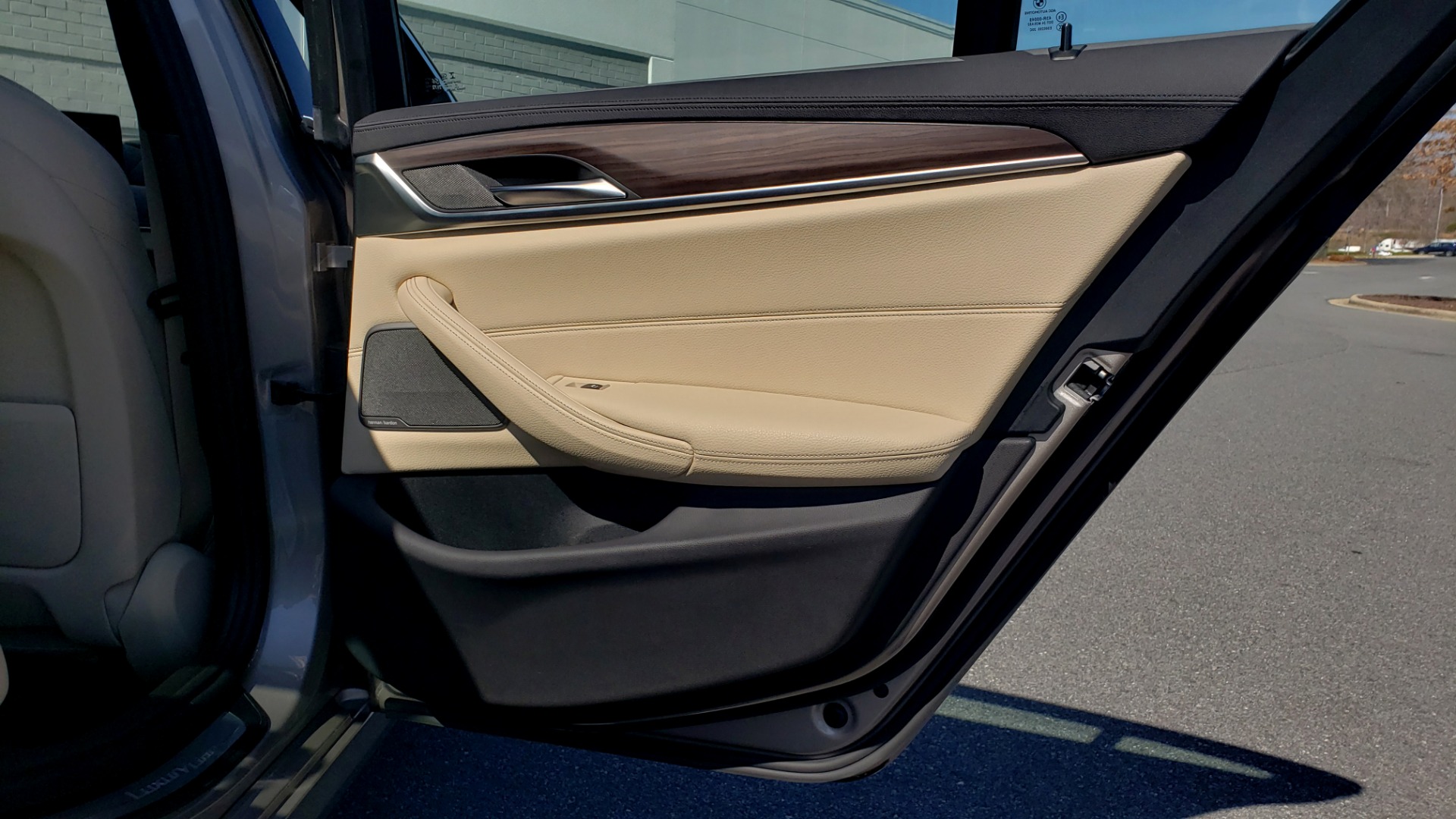 Used 2018 BMW 5 SERIES 540IXDRIVE PREMIUM / DRVR ASST PLUS / LUX PKG / APPLE CARPLAY for sale Sold at Formula Imports in Charlotte NC 28227 62