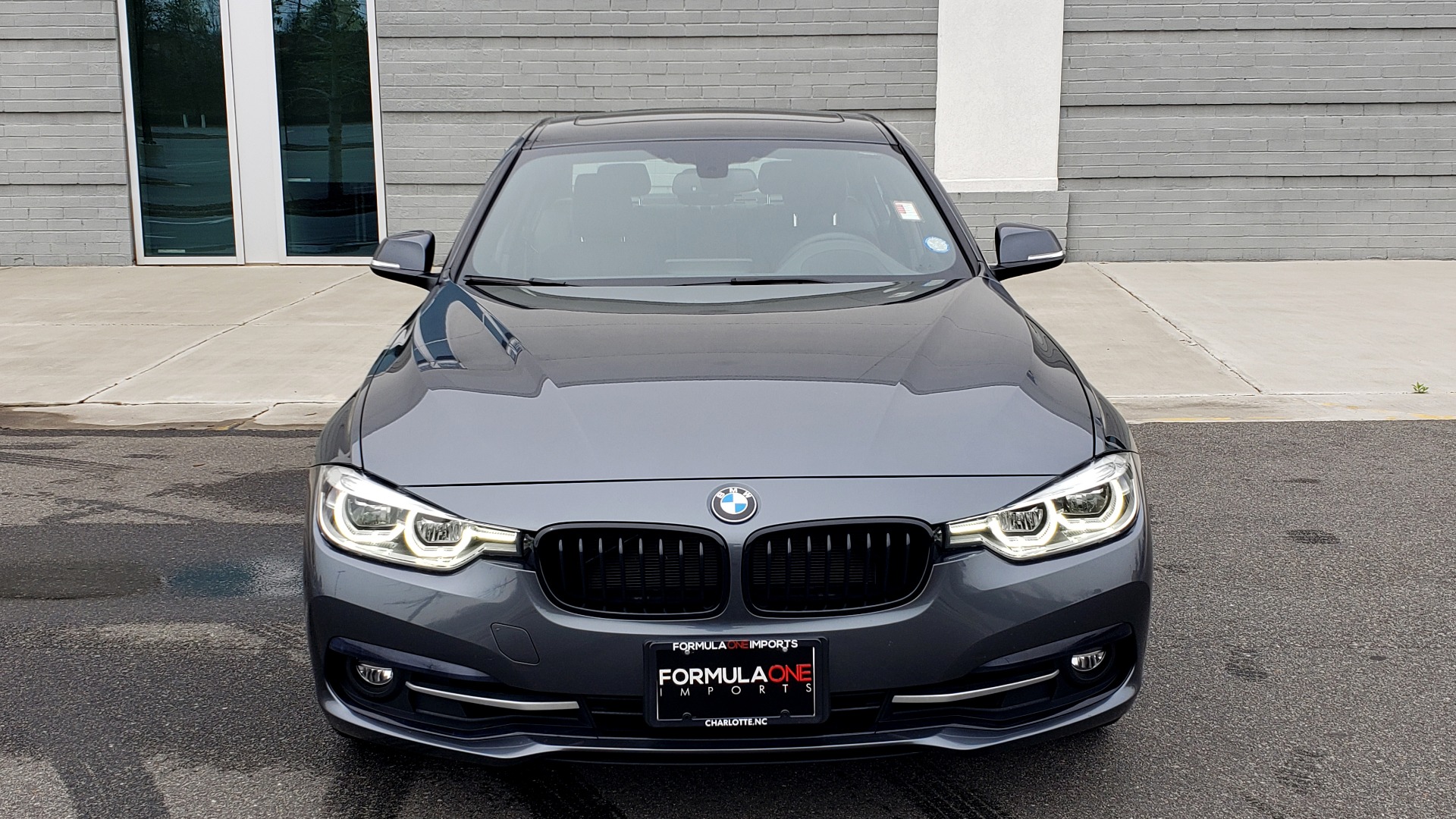 Used 2018 BMW 3 SERIES 330I XDRIVE PREMIUM / CONV PKG NAV / BLIND SPOT / HTD STS / REARVIEW for sale Sold at Formula Imports in Charlotte NC 28227 21