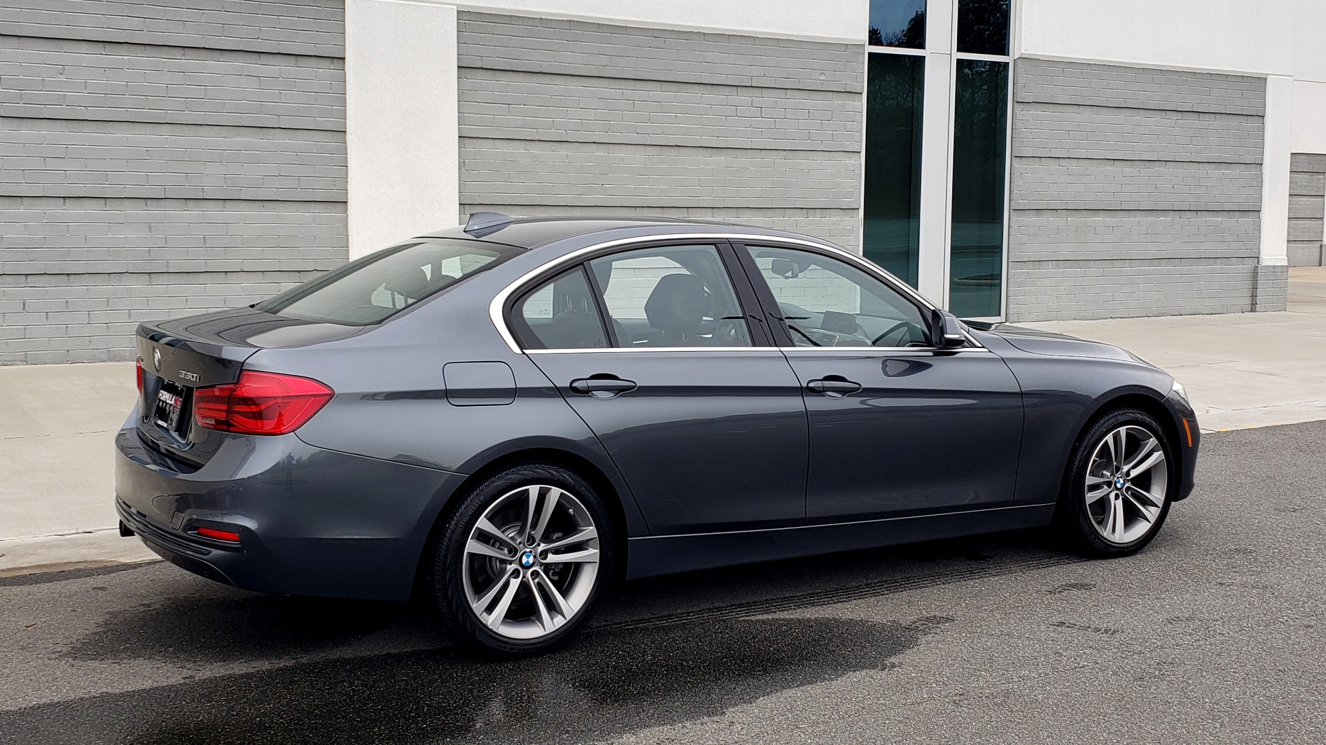 Used 2018 BMW 3 SERIES 330I XDRIVE PREMIUM / CONV PKG NAV / BLIND SPOT / HTD STS / REARVIEW for sale Sold at Formula Imports in Charlotte NC 28227 3