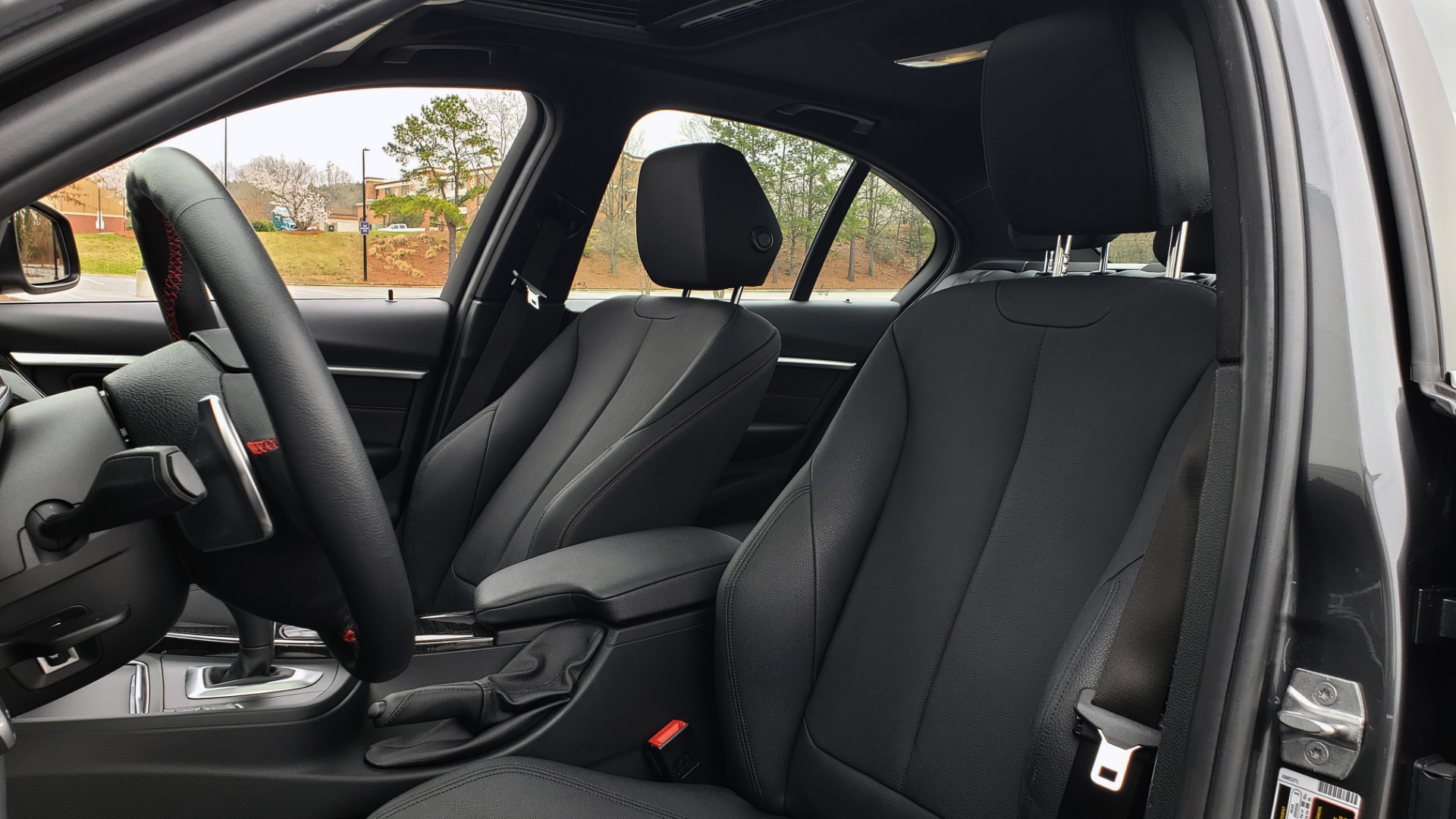 Used 2018 BMW 3 SERIES 330I XDRIVE PREMIUM / CONV PKG NAV / BLIND SPOT / HTD STS / REARVIEW for sale Sold at Formula Imports in Charlotte NC 28227 35