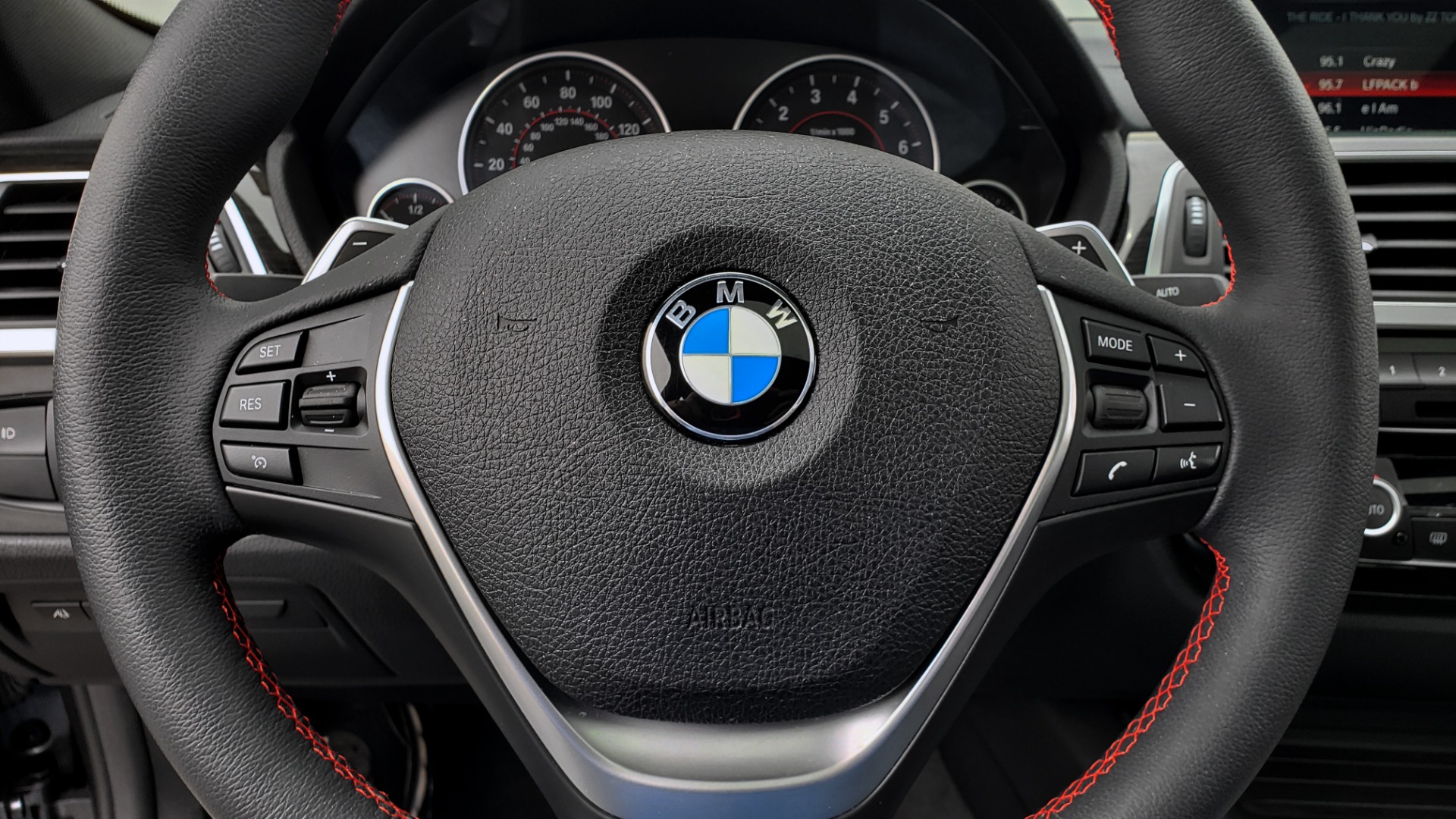 Used 2018 BMW 3 SERIES 330I XDRIVE PREMIUM / CONV PKG NAV / BLIND SPOT / HTD STS / REARVIEW for sale Sold at Formula Imports in Charlotte NC 28227 39