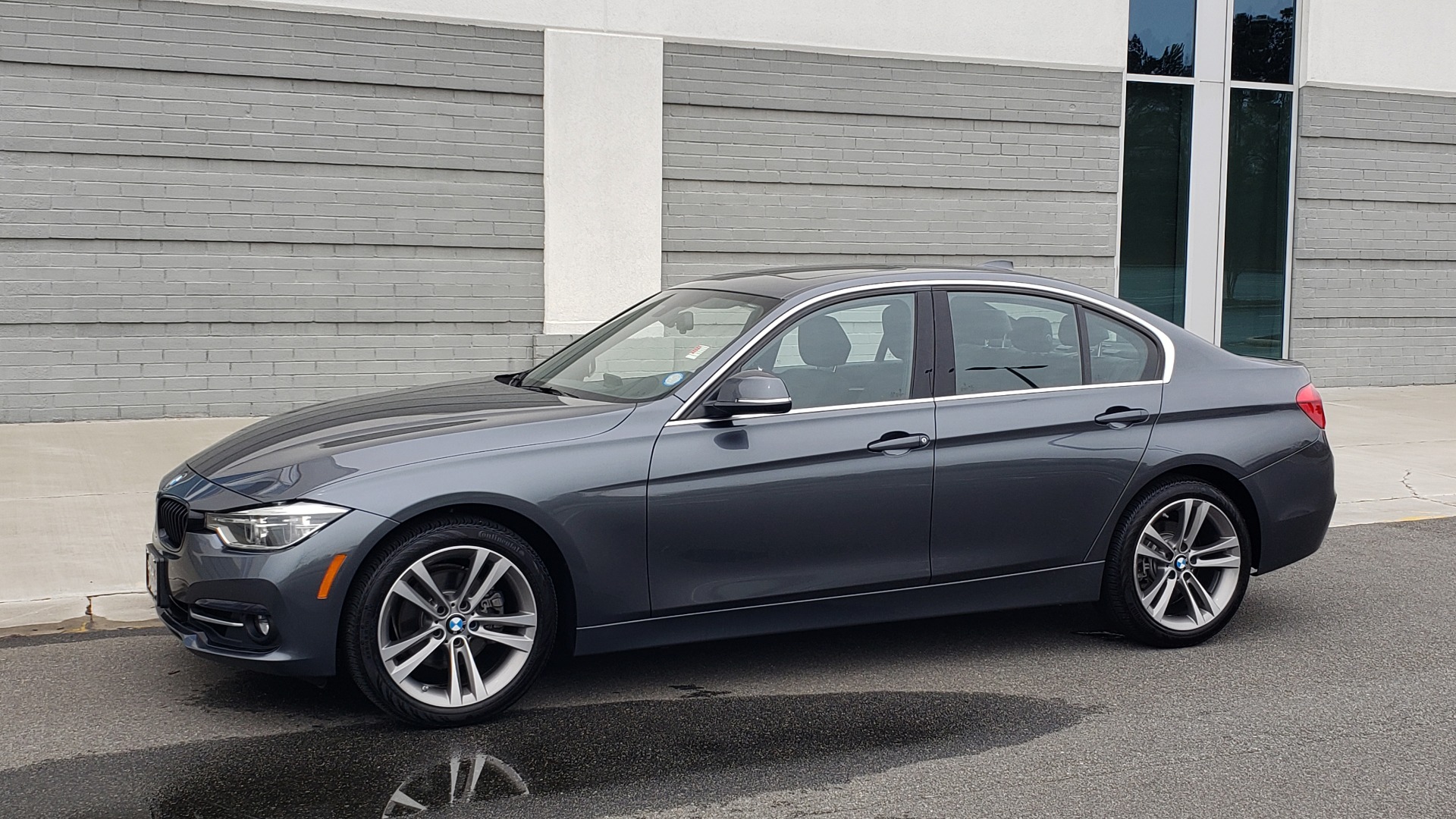Used 2018 BMW 3 SERIES 330I XDRIVE PREMIUM / CONV PKG NAV / BLIND SPOT / HTD STS / REARVIEW for sale Sold at Formula Imports in Charlotte NC 28227 7