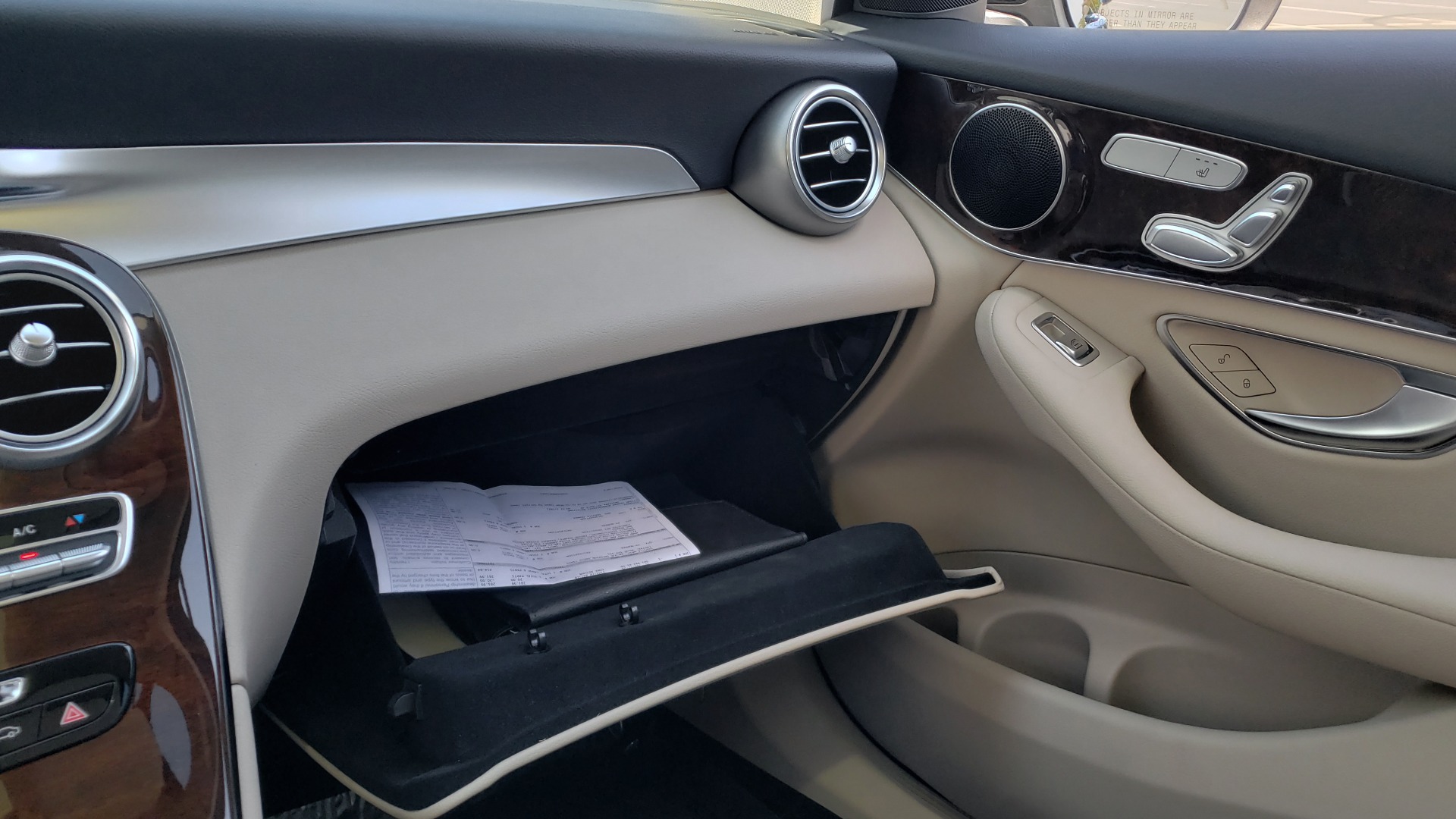 Used 2018 Mercedes-Benz GLC 300 PREMIUM / PANO-ROOF / HTD STS / REARVIEW for sale Sold at Formula Imports in Charlotte NC 28227 45