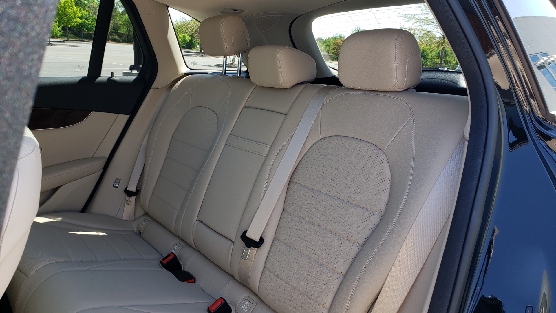 Used 2018 Mercedes-Benz GLC 300 PREMIUM / PANO-ROOF / HTD STS / REARVIEW for sale Sold at Formula Imports in Charlotte NC 28227 55